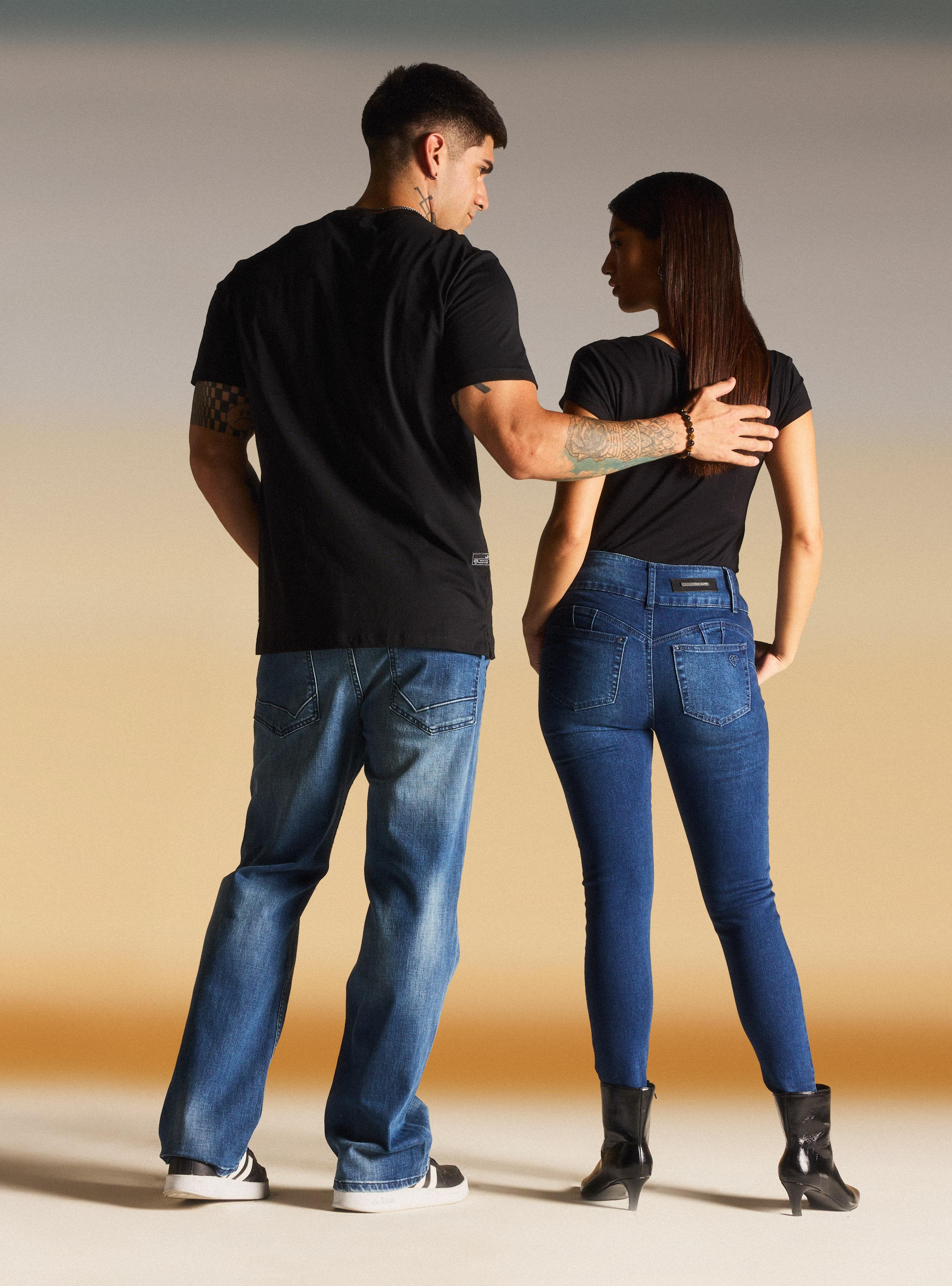 Jeans Relaxed Fit Desgastado con Roturas-5