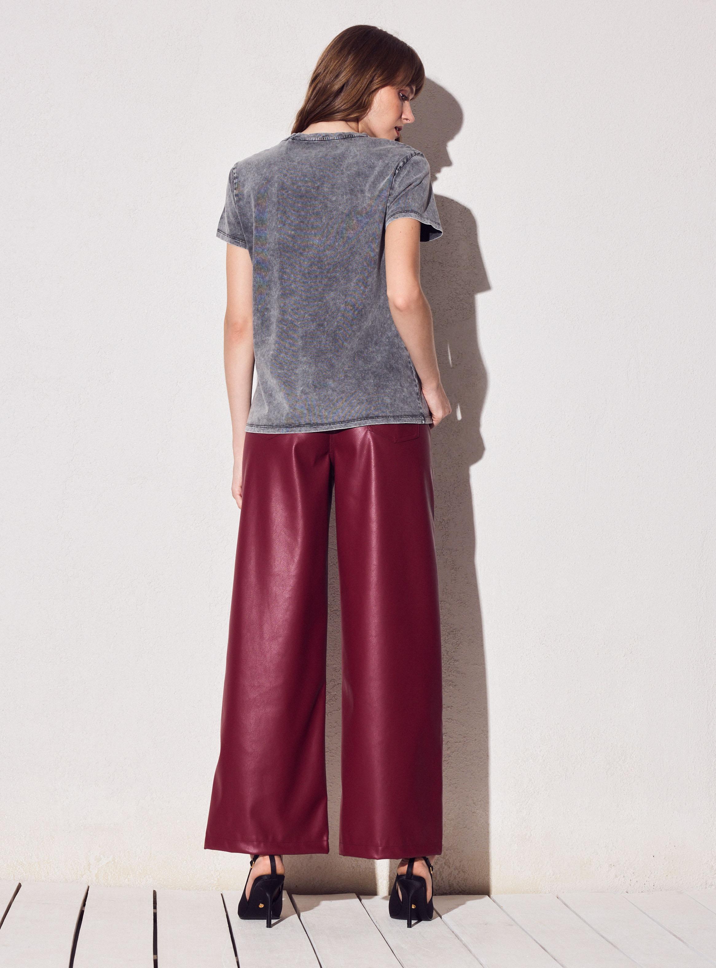 Polera Logo Cristales-5