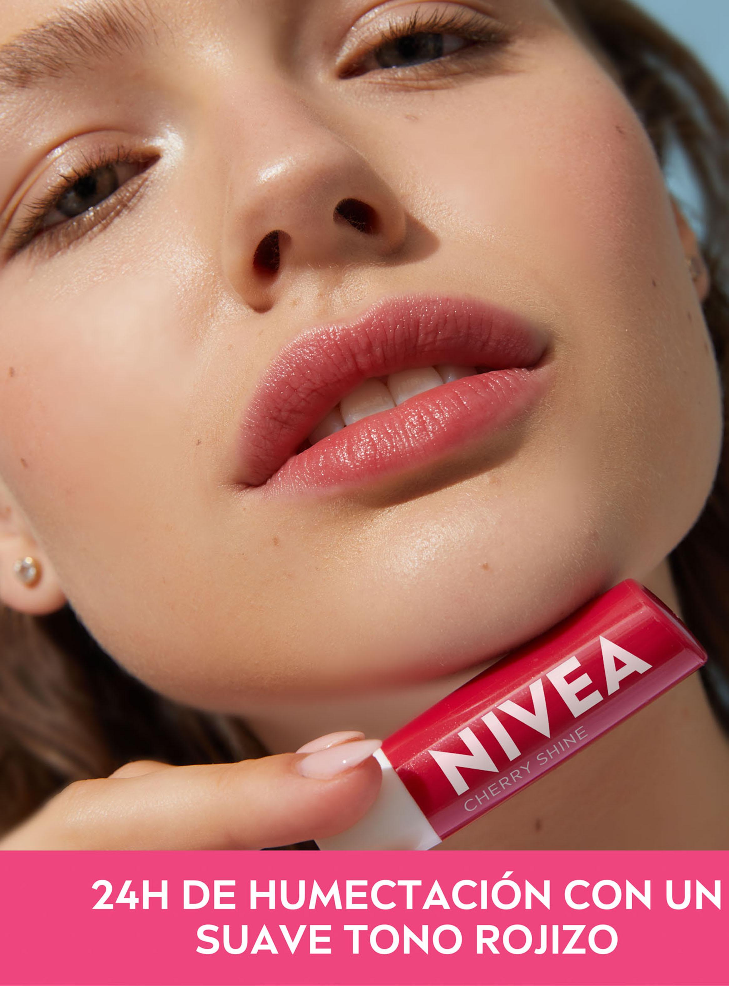 Bálsamo Labial Fruity Shine Cereza 4,8gr-3
