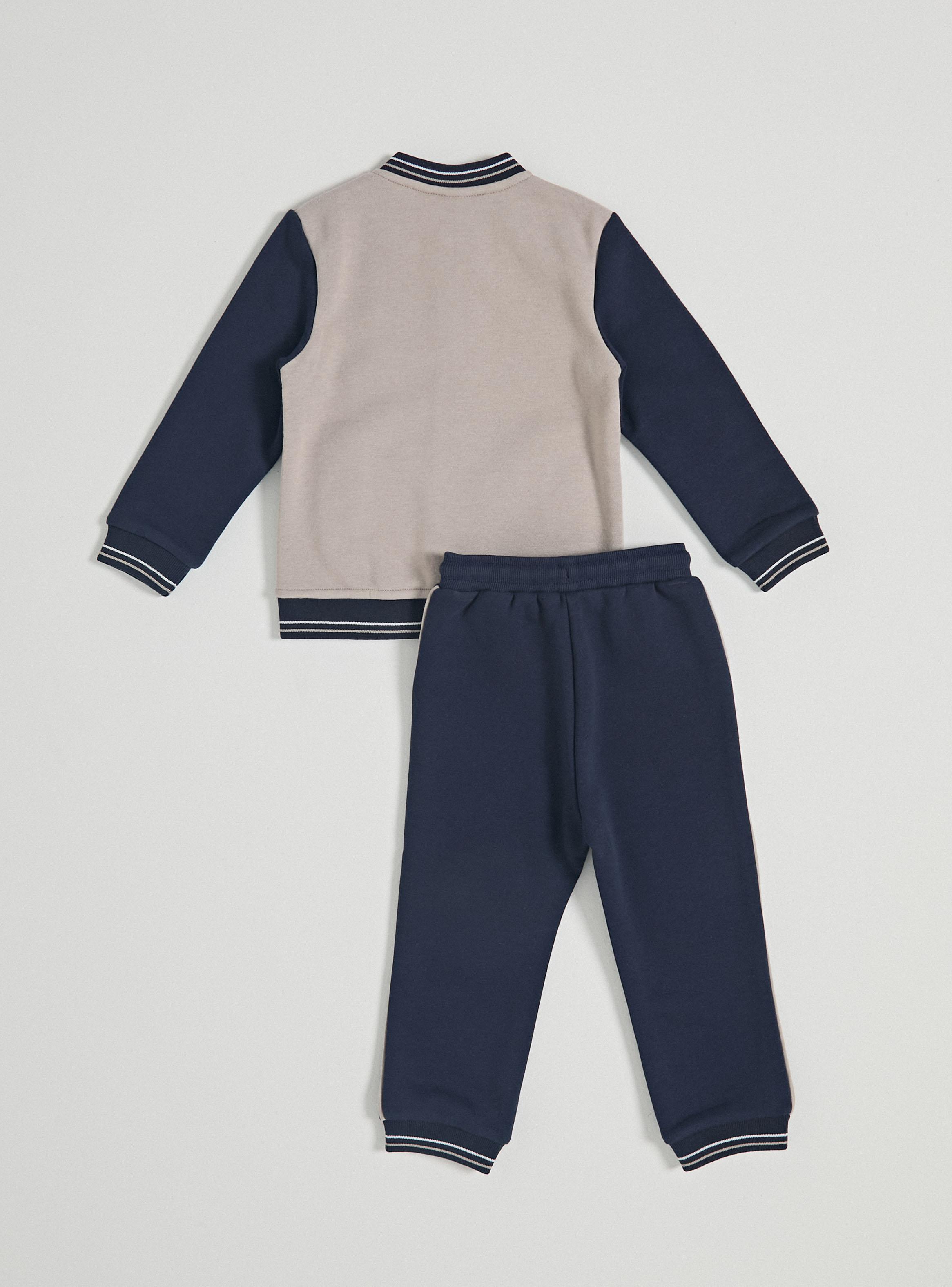 Conjunto Estilo Varsity Tono Bicolor-2