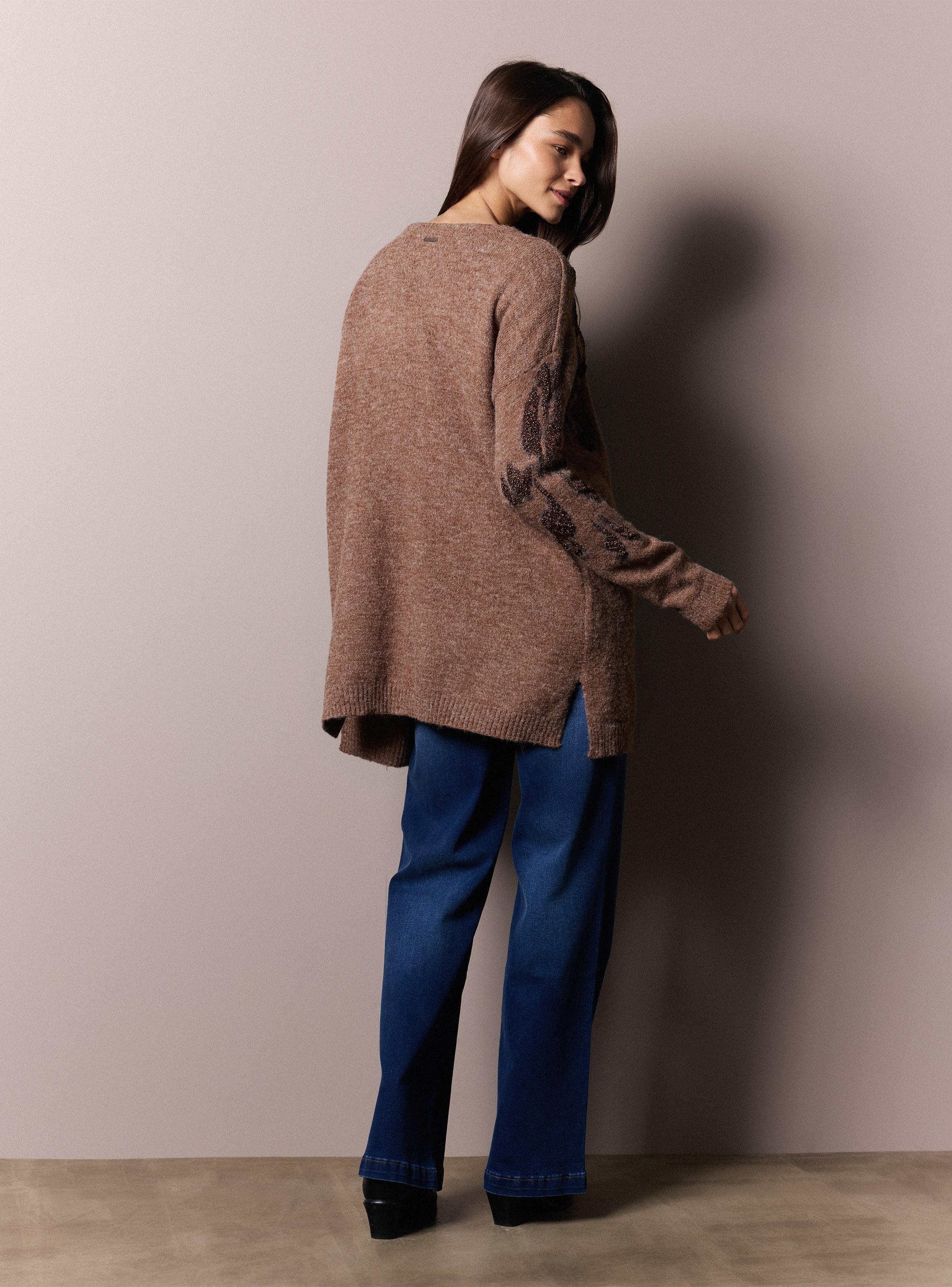 Chaleco largo con  Grecas y Lurex-5