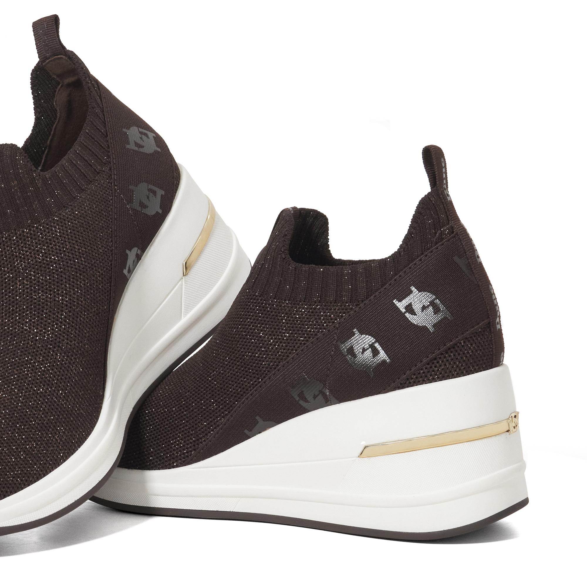 Zapatilla Urbana Elevates Mujer-4