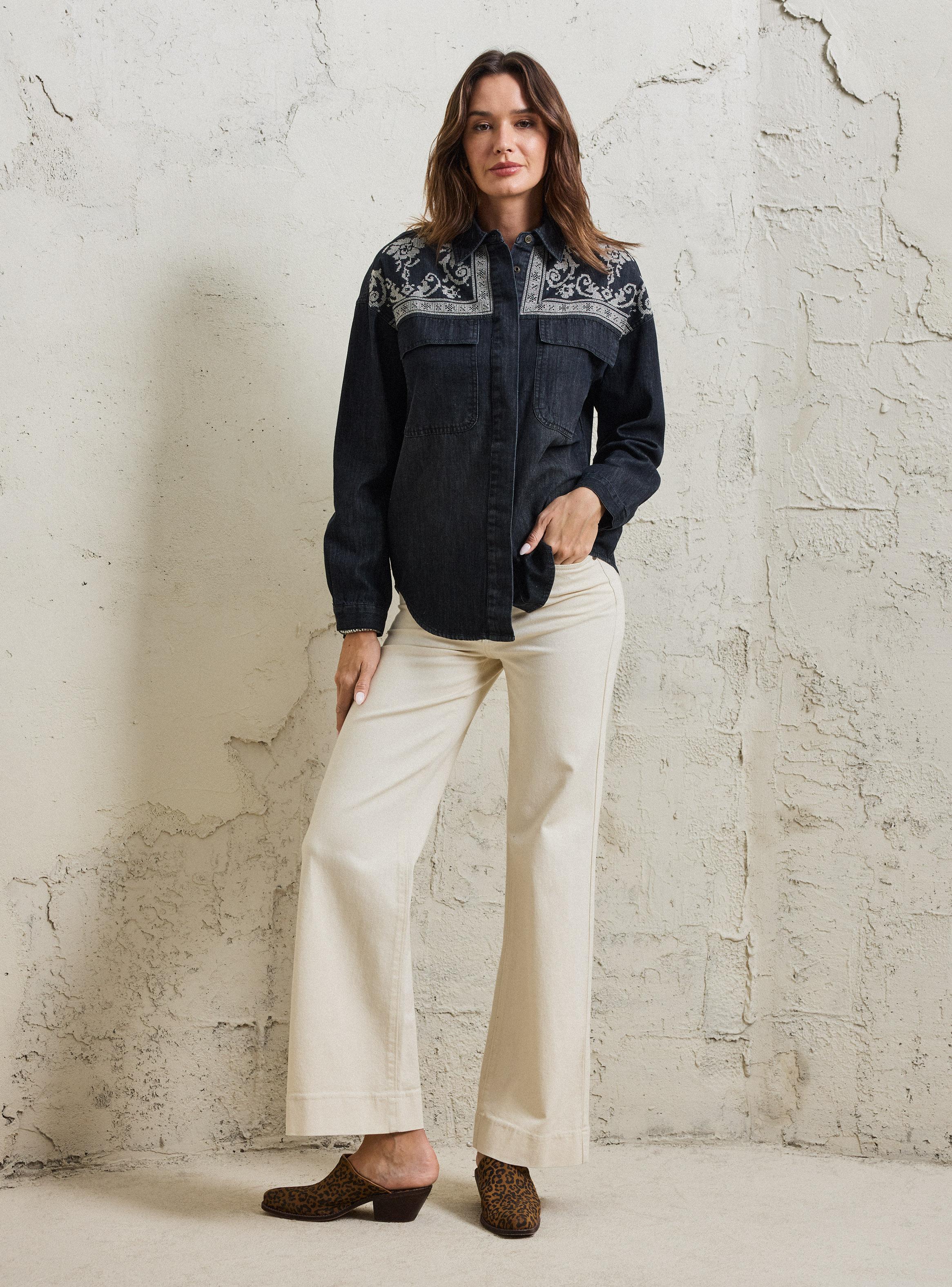 Blusa Canesú Bordado de Color-4