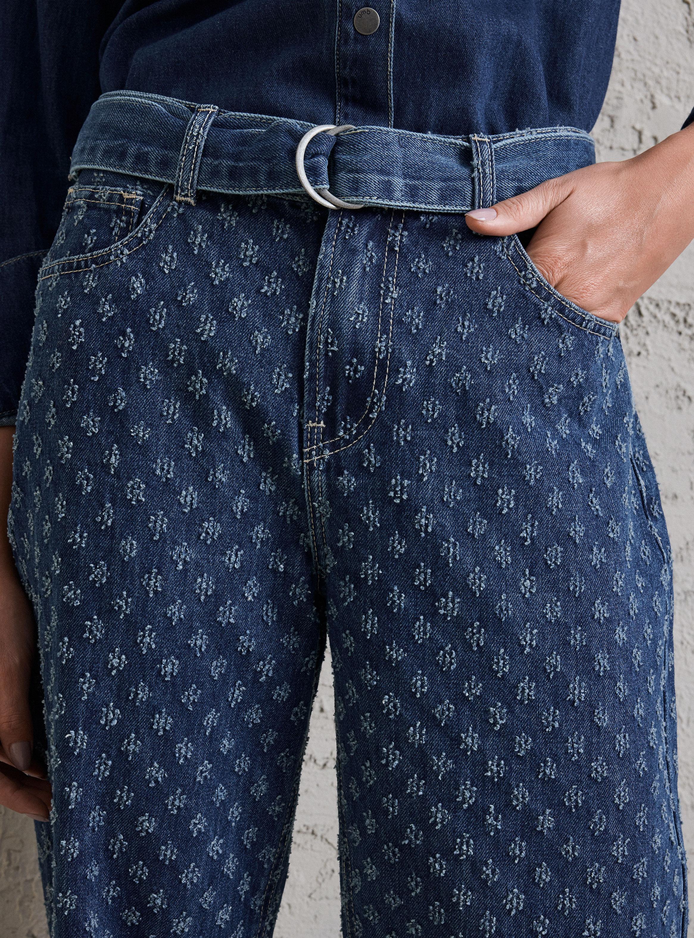 Jeans Denim Textura Desagujada y Bolsillo-2