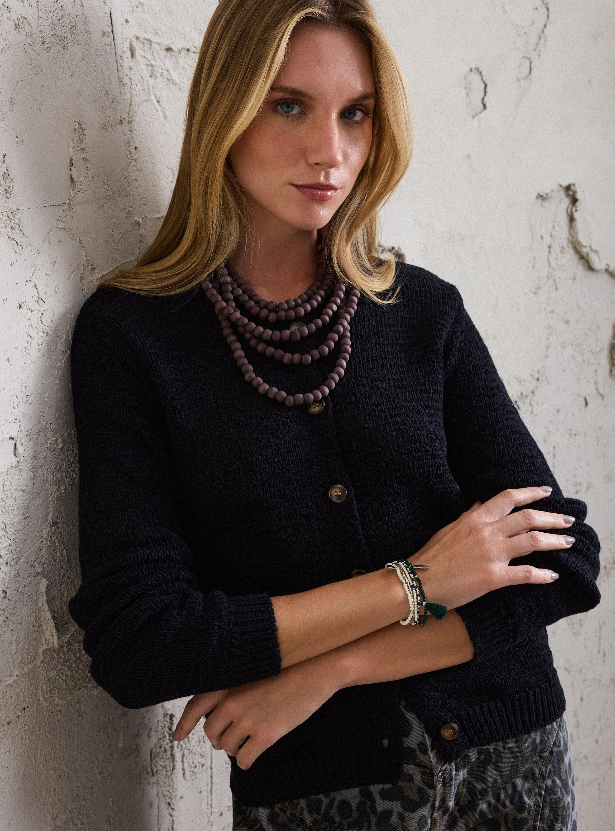 Chaleco Tejido con Cintas Tejido Rustico-2