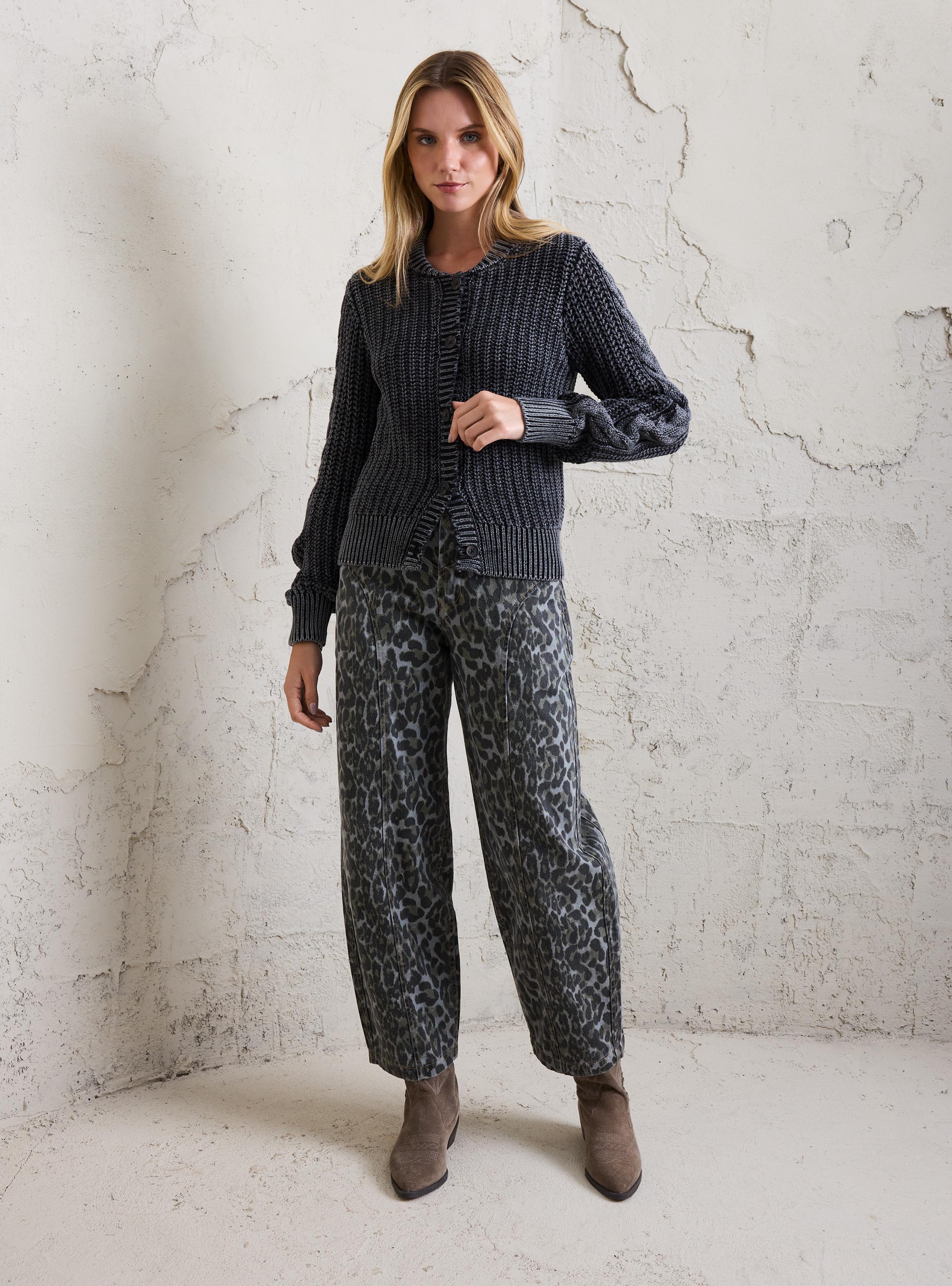 Chaleco Tejido con Trenzas Look Desgastado-4