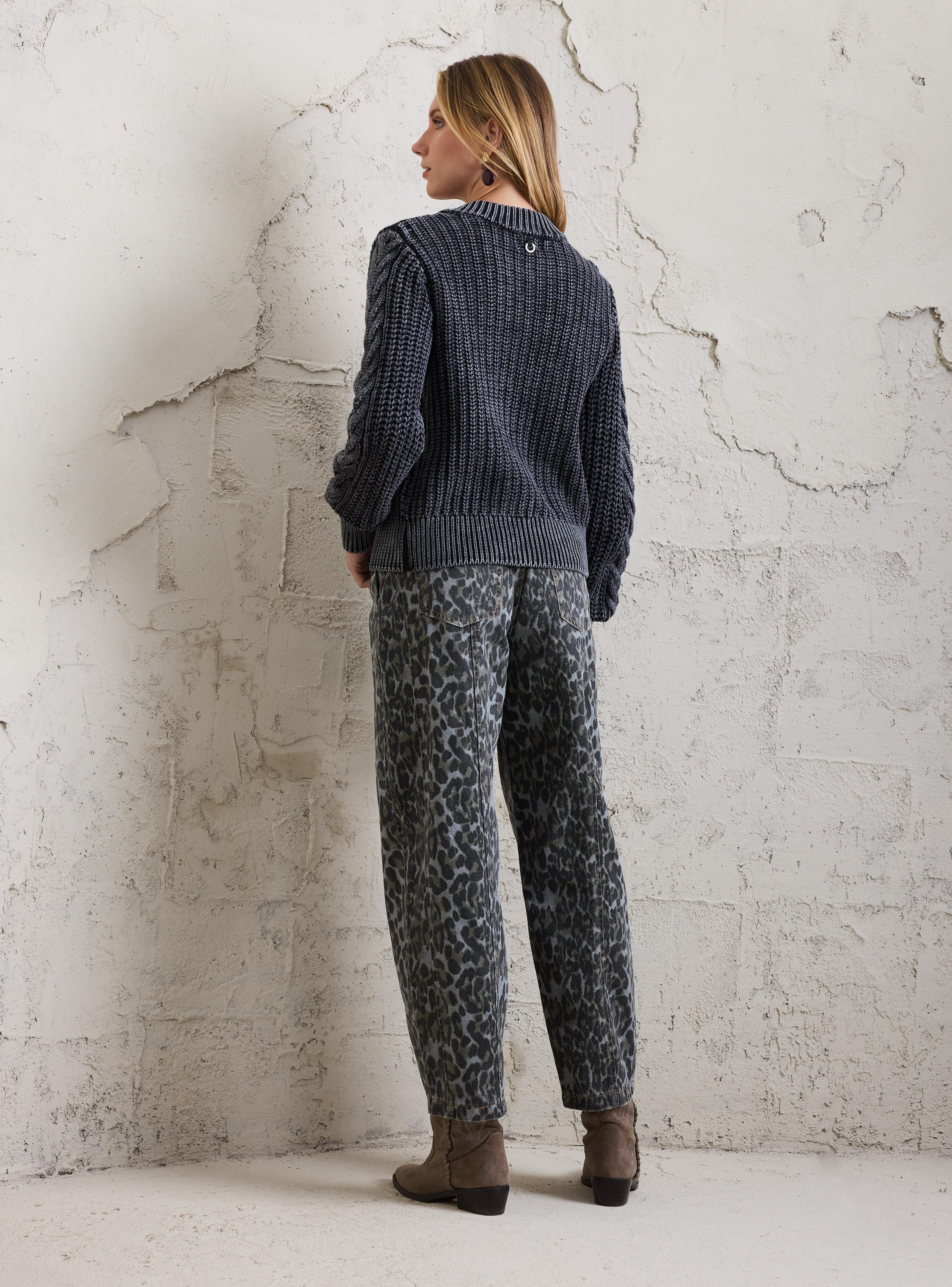 Chaleco Tejido con Trenzas Look Desgastado-5