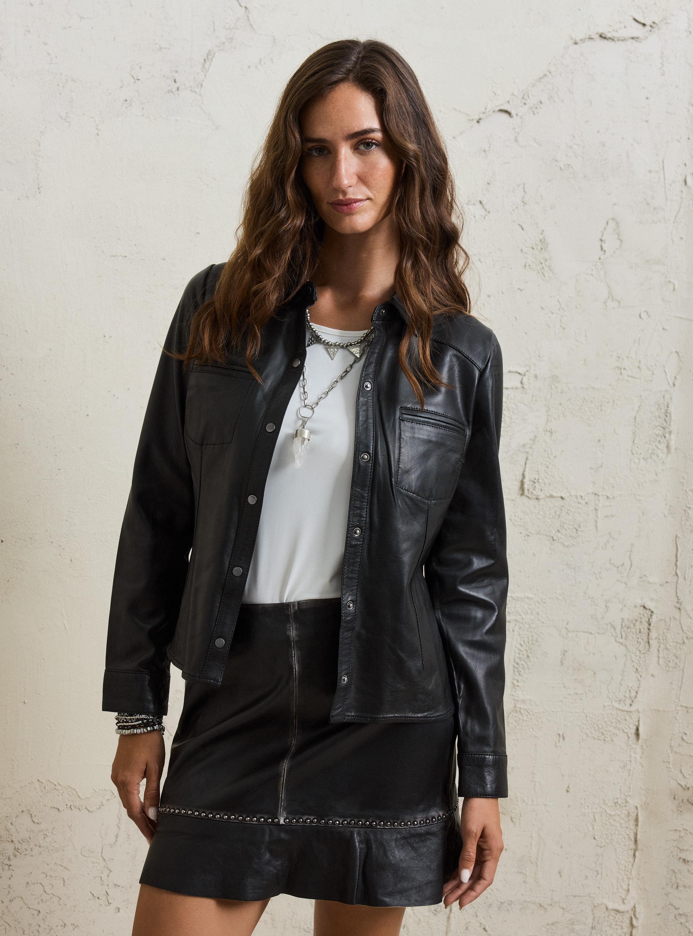 Blusa Básica con Botones Frontales-0