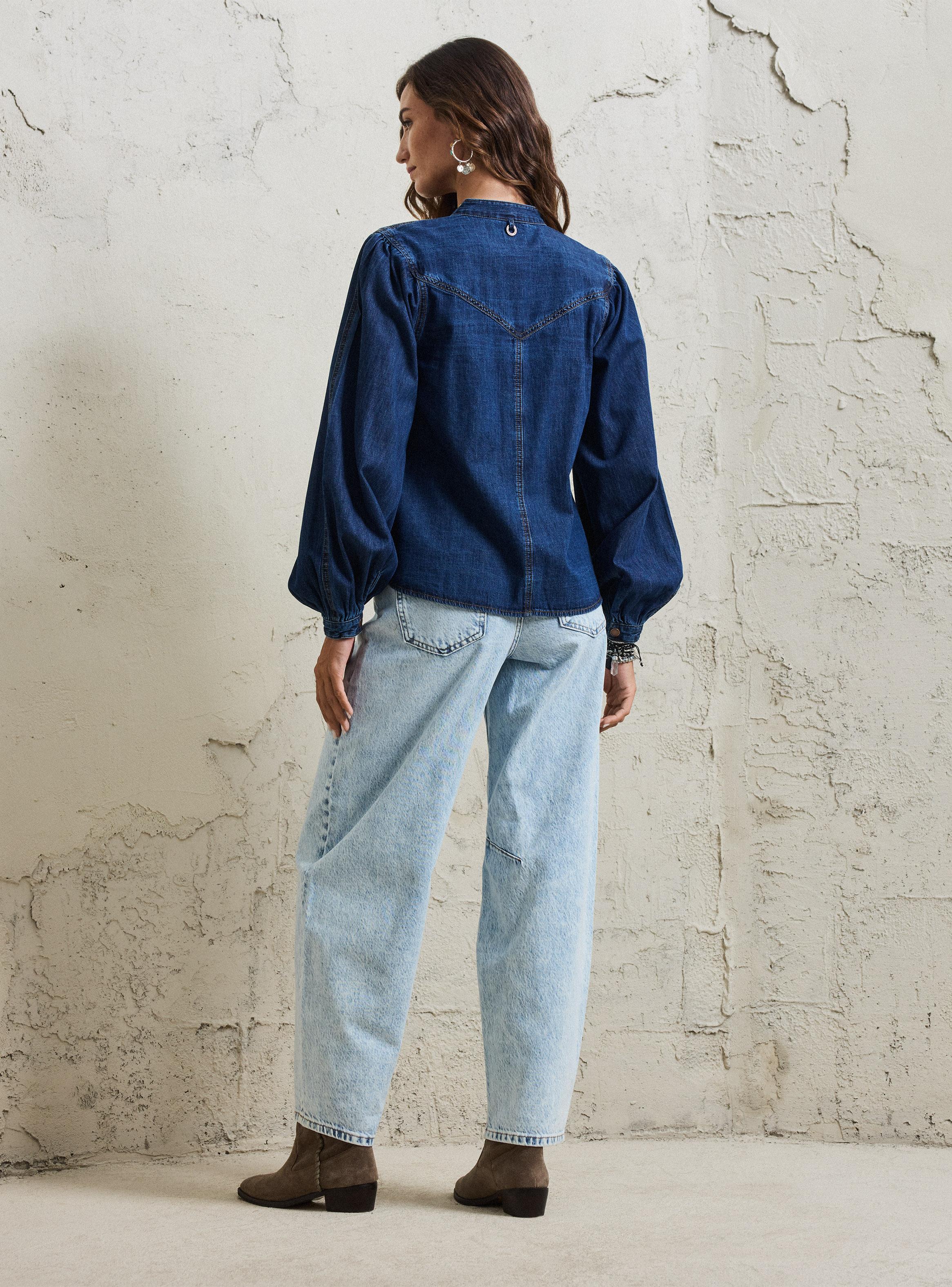 Blusa Detalle Canesú-5