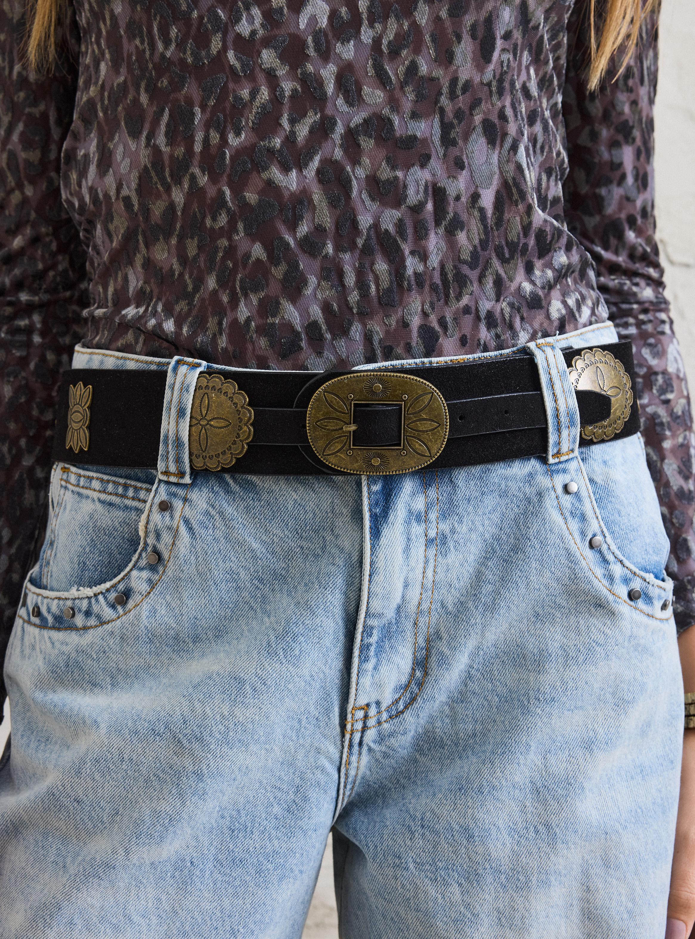 Cinturón de Gamuza con Hebillas Diseño-2