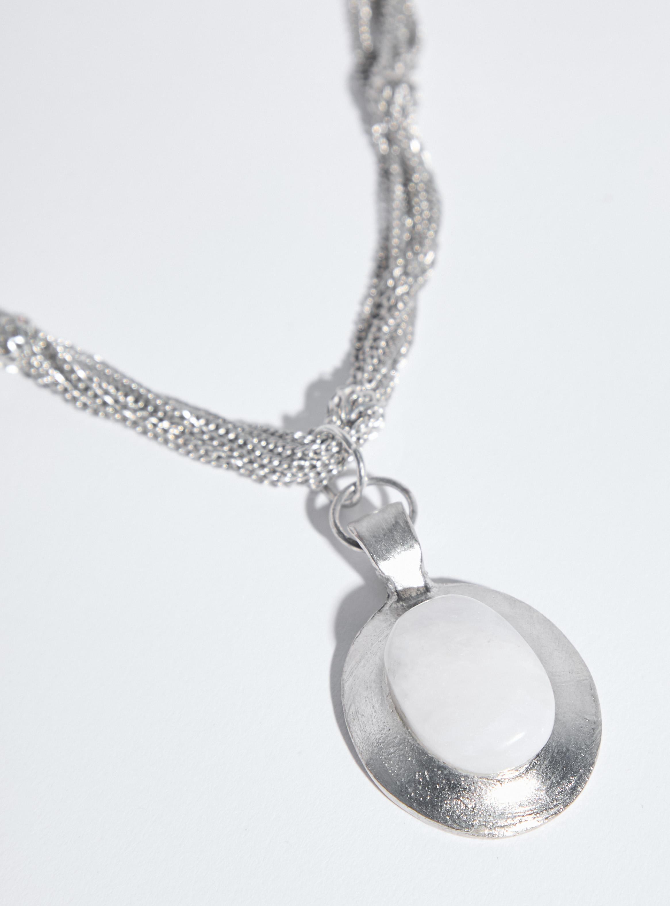 Collar con Cuarzo Blanco-3