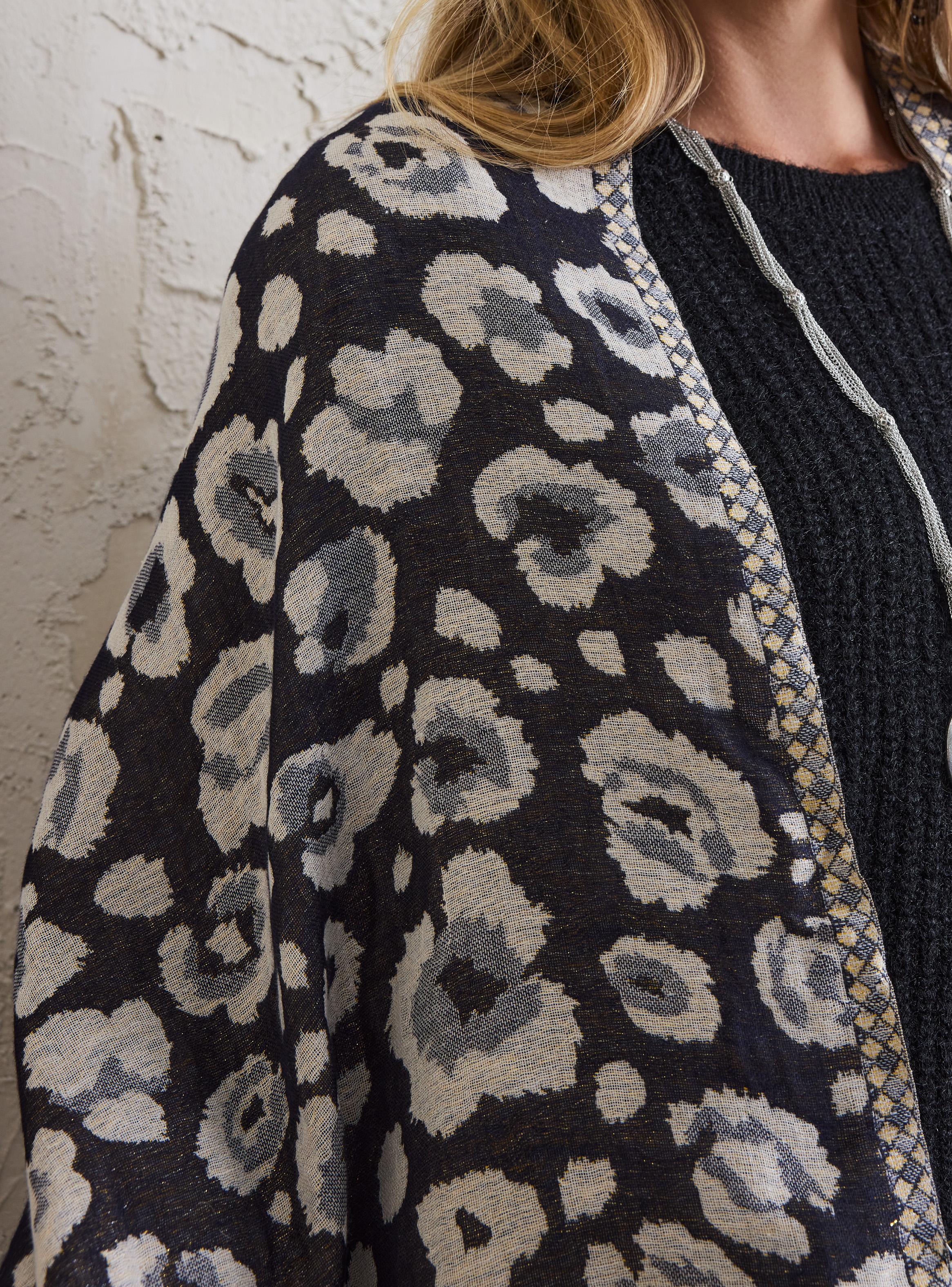 Pañuelo Estampado Animal Print Flecos-4