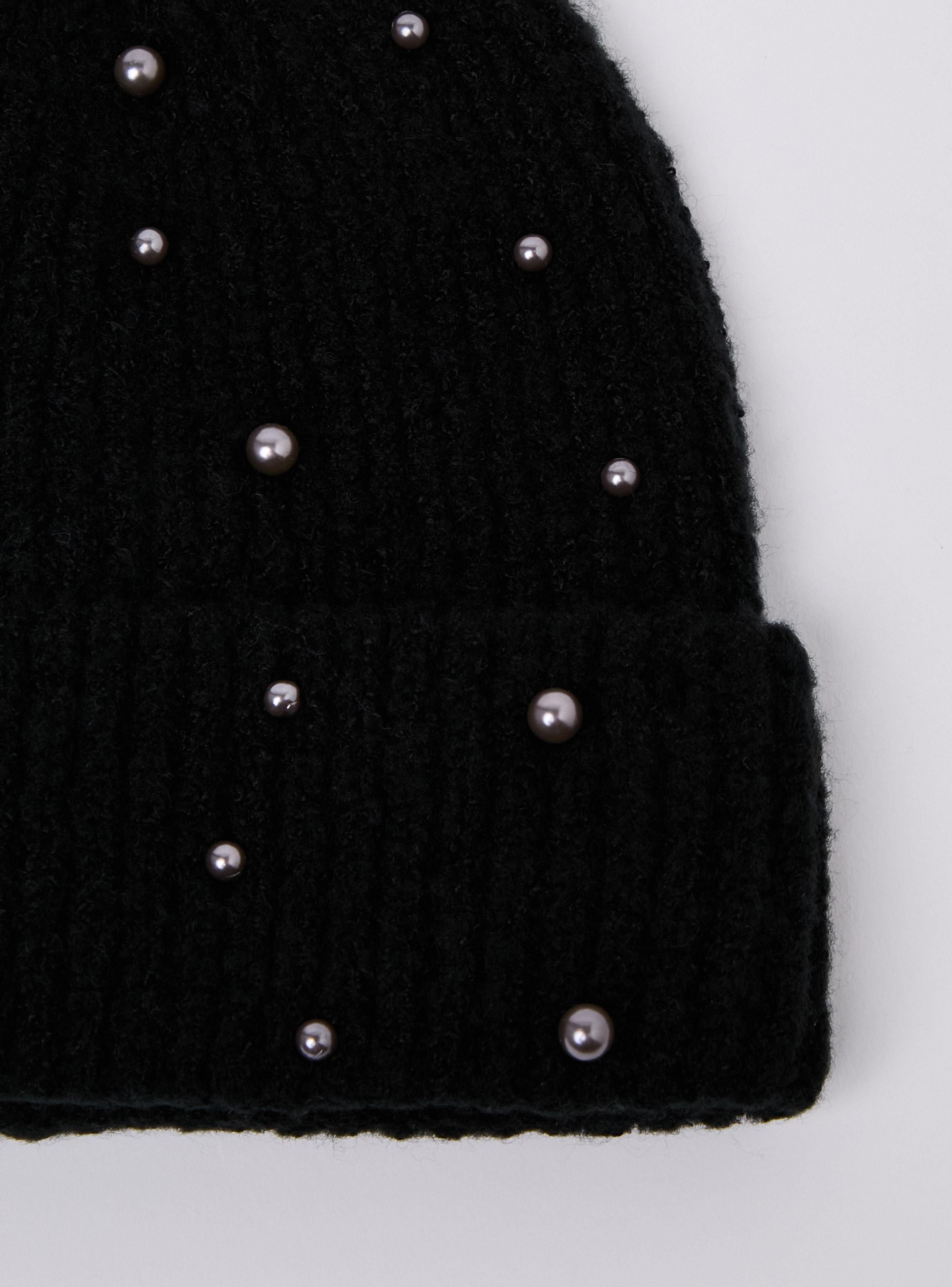 Gorro de Lana con Tachas-4