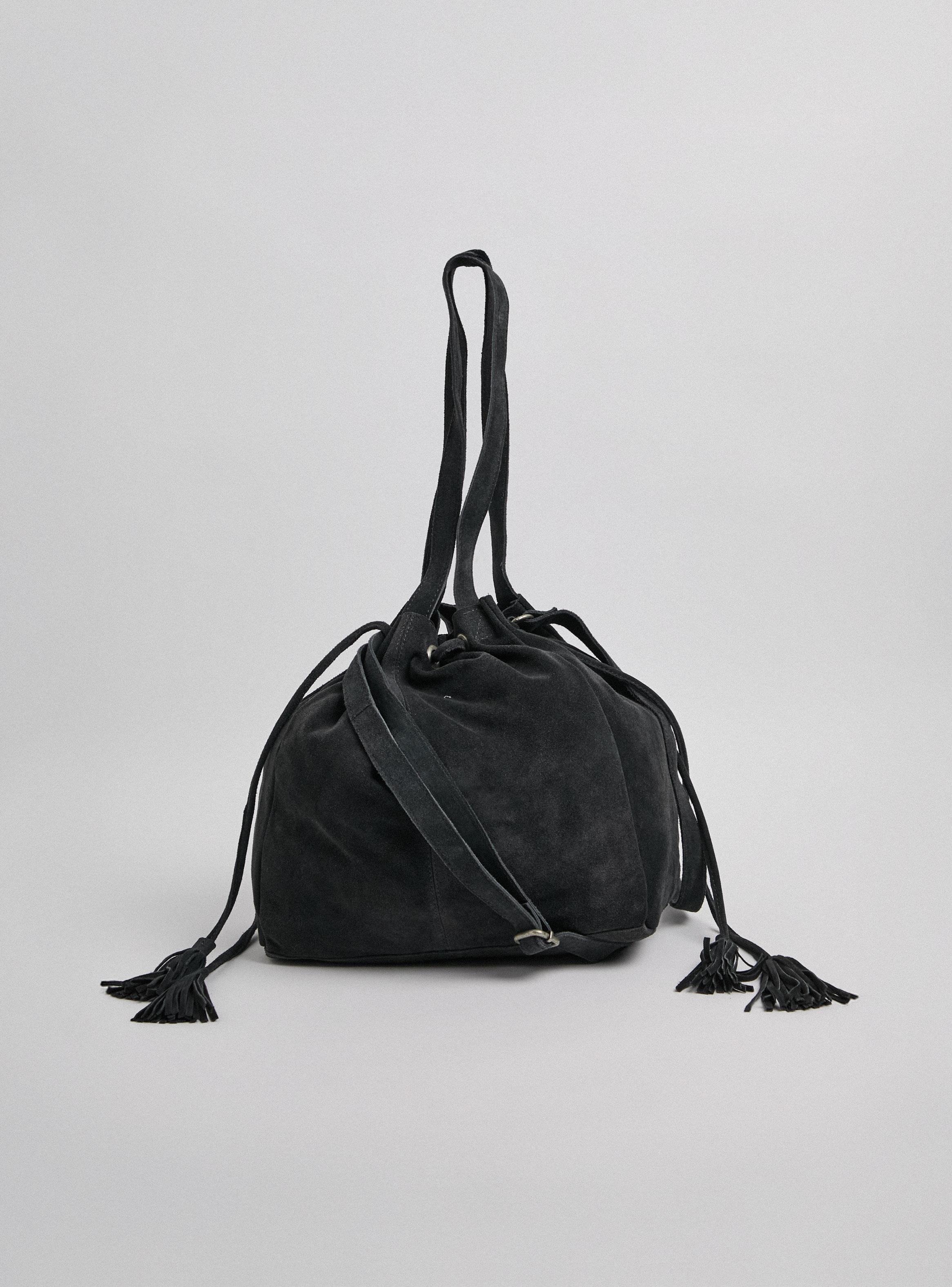 Cartera de Hombro Tipo Bucket con Tiras Ajustables Gamuza-2