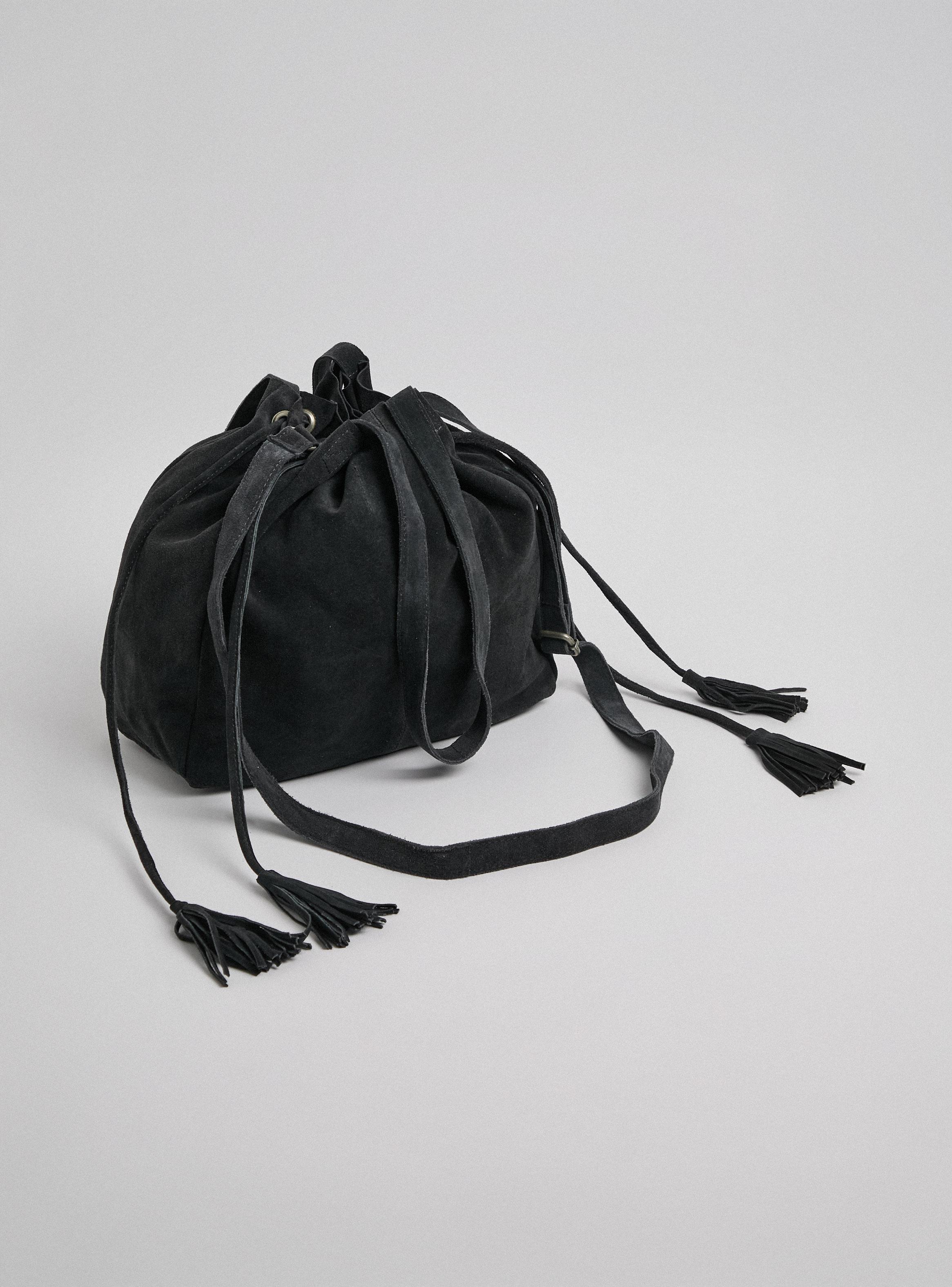 Cartera de Hombro Tipo Bucket con Tiras Ajustables Gamuza-4