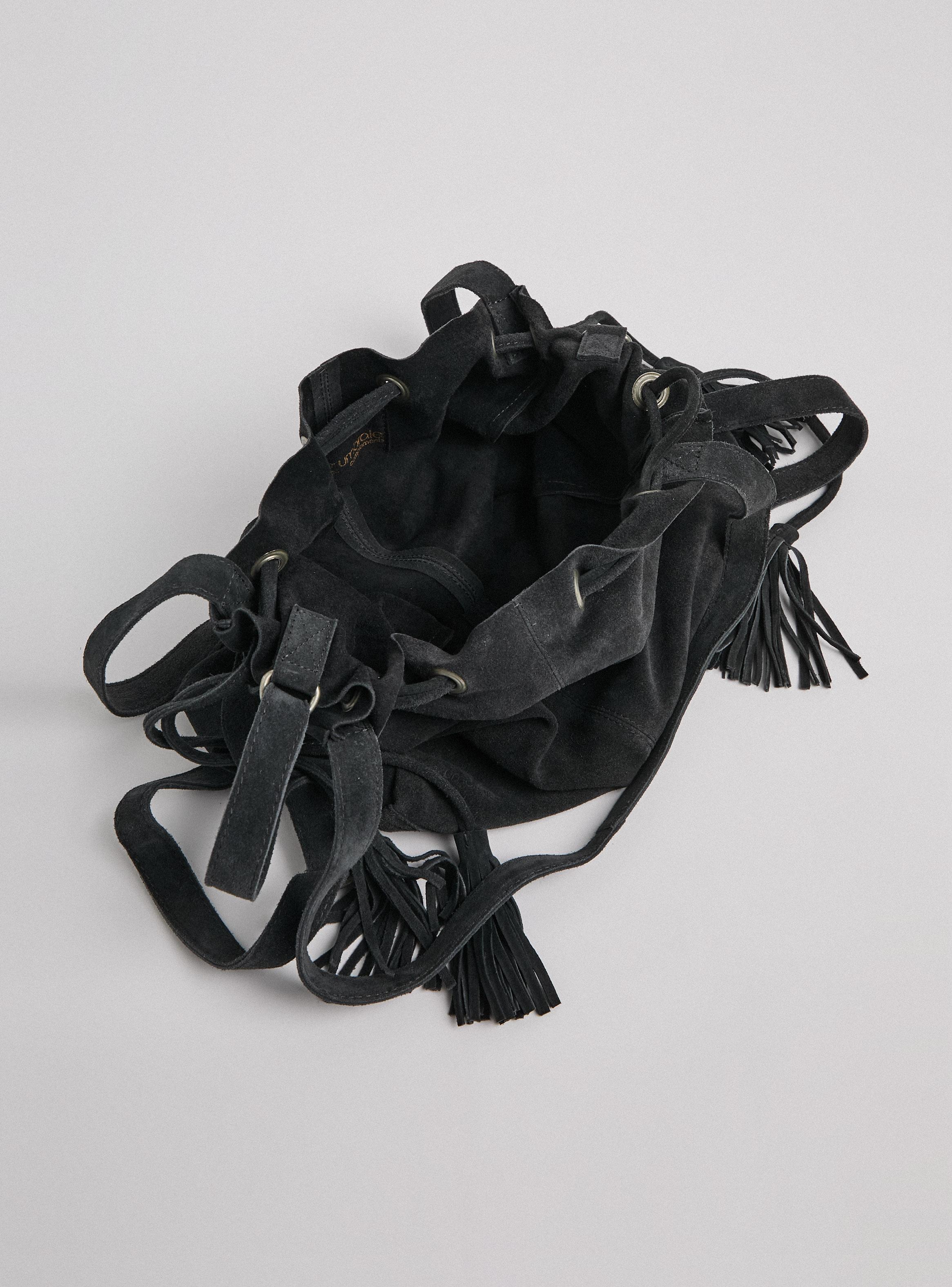 Cartera de Hombro Tipo Bucket con Tiras Ajustables Gamuza-5