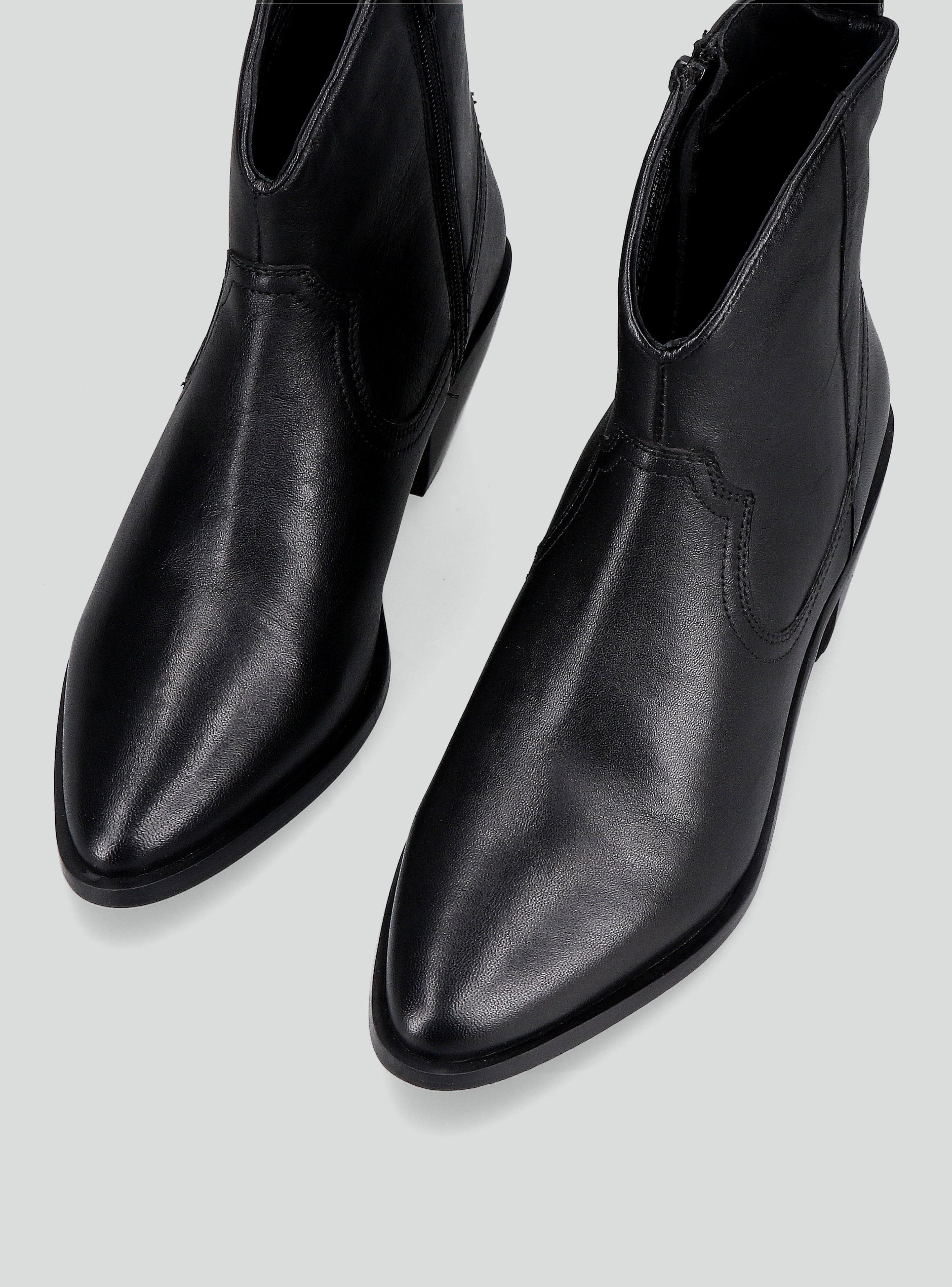 Botín con Escote Frontal Cuero Mujer-3