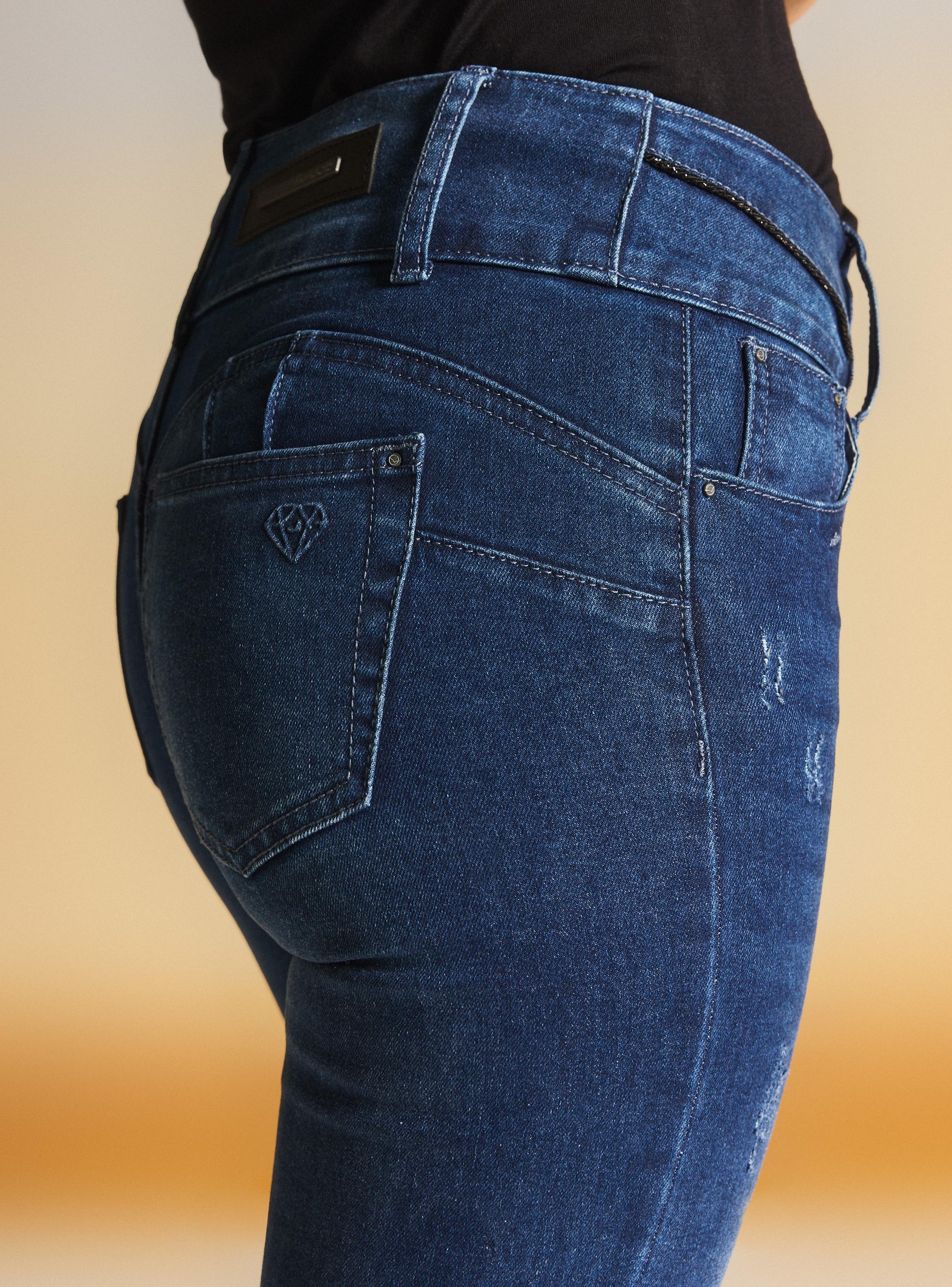 Jeans Tres Botones Push Up-3