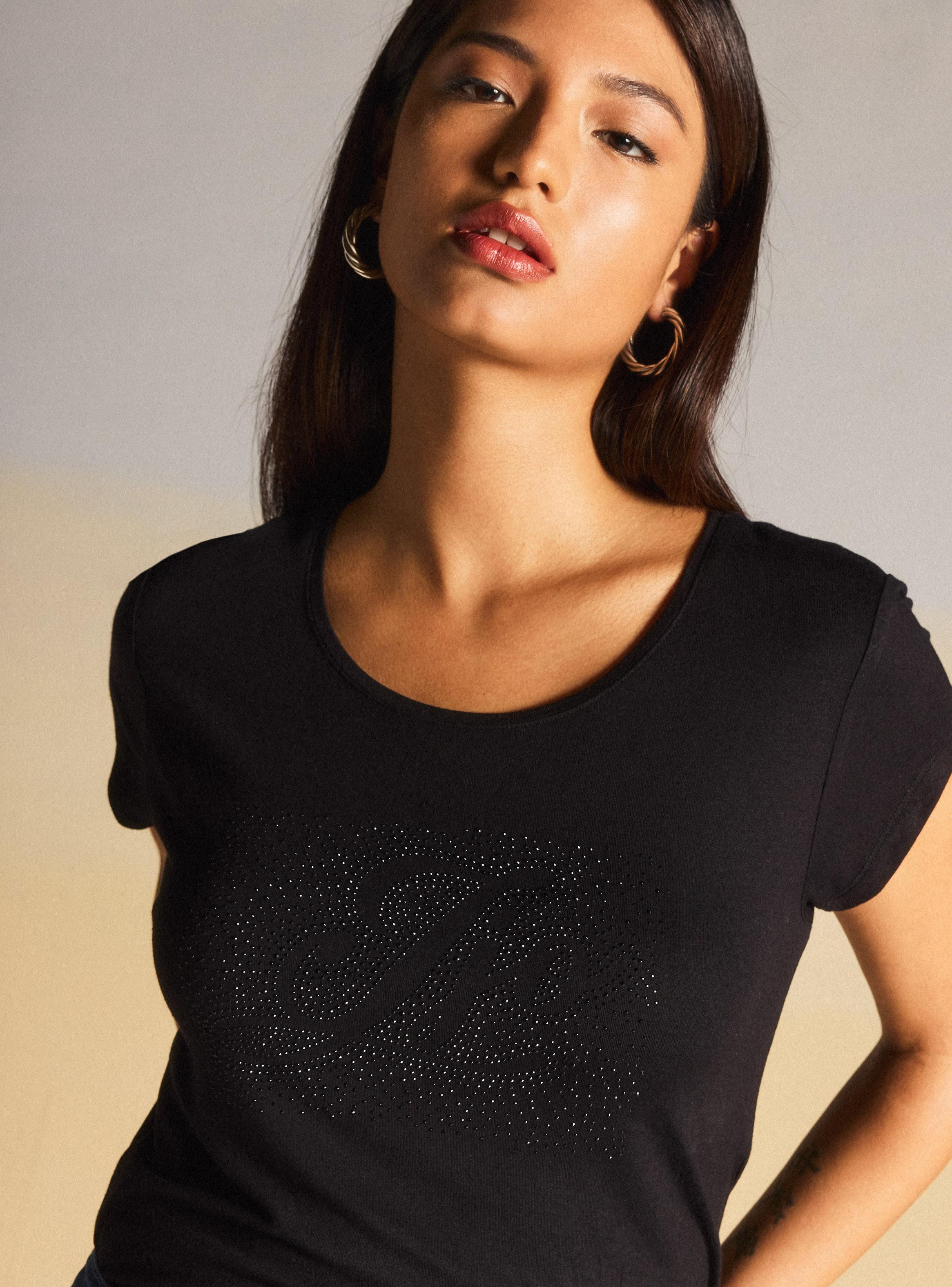 Polera Gráfica en el Delantero-2