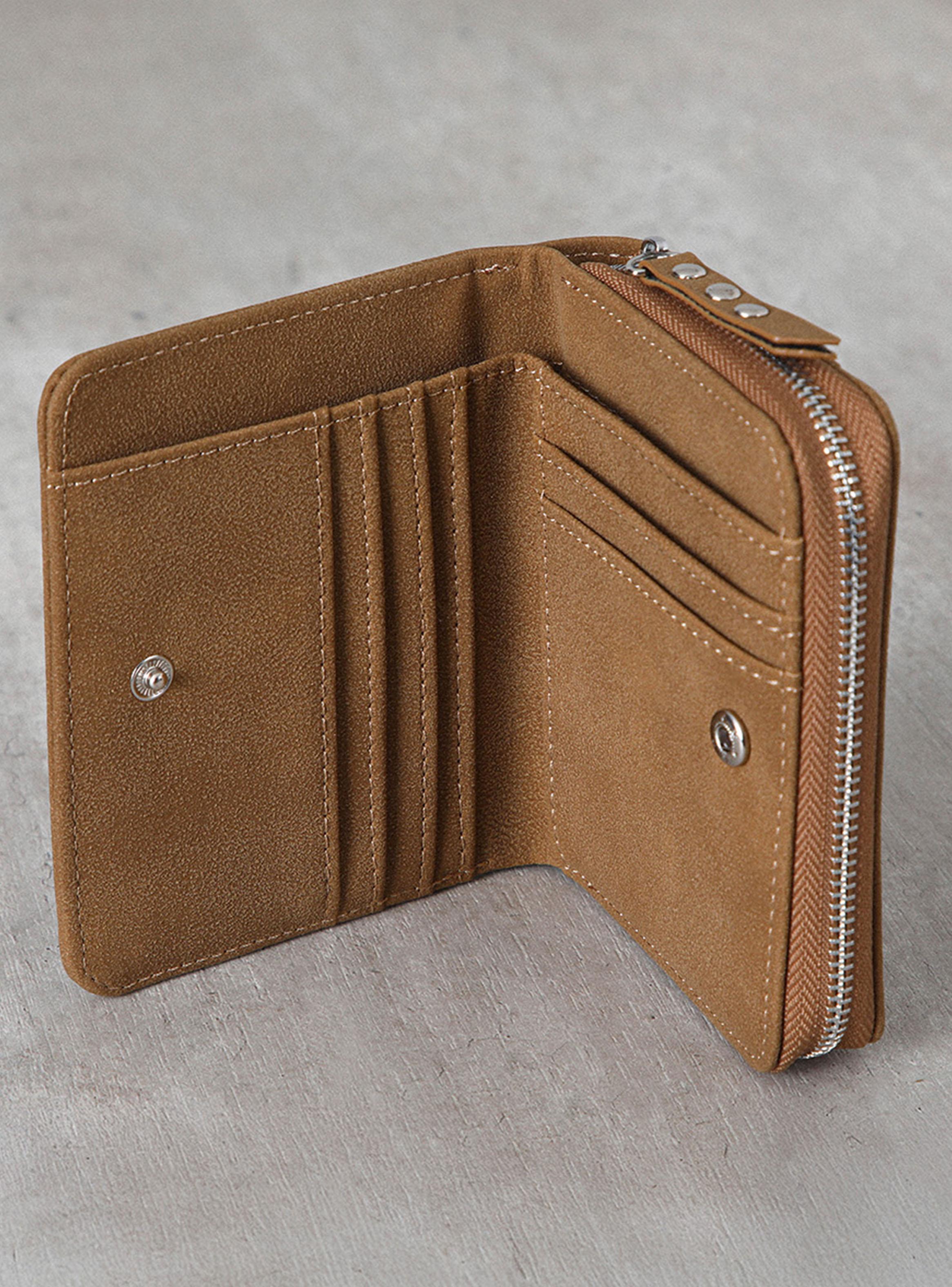 Billetera Tachas Brown-1