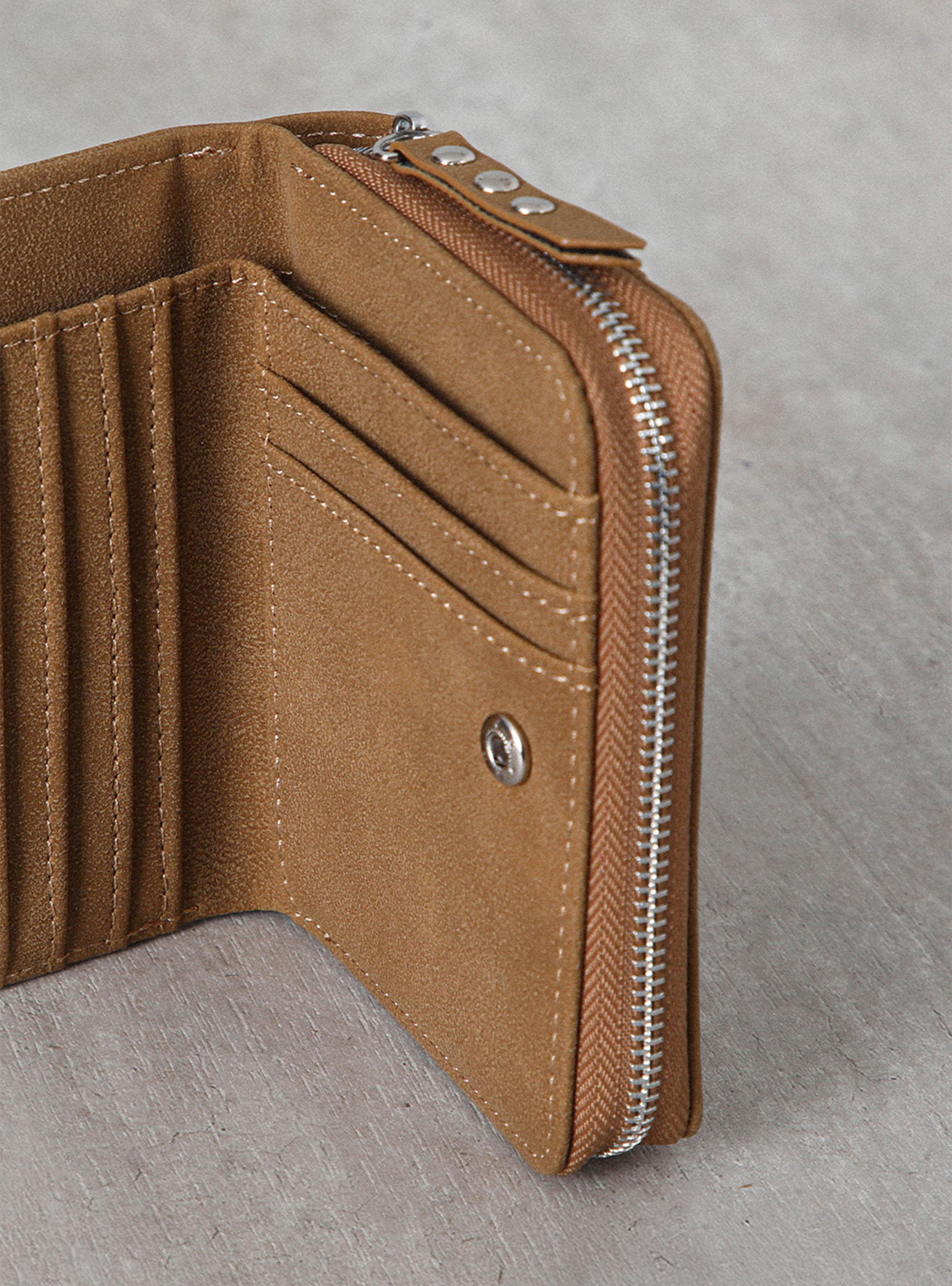 Billetera Tachas Brown-2