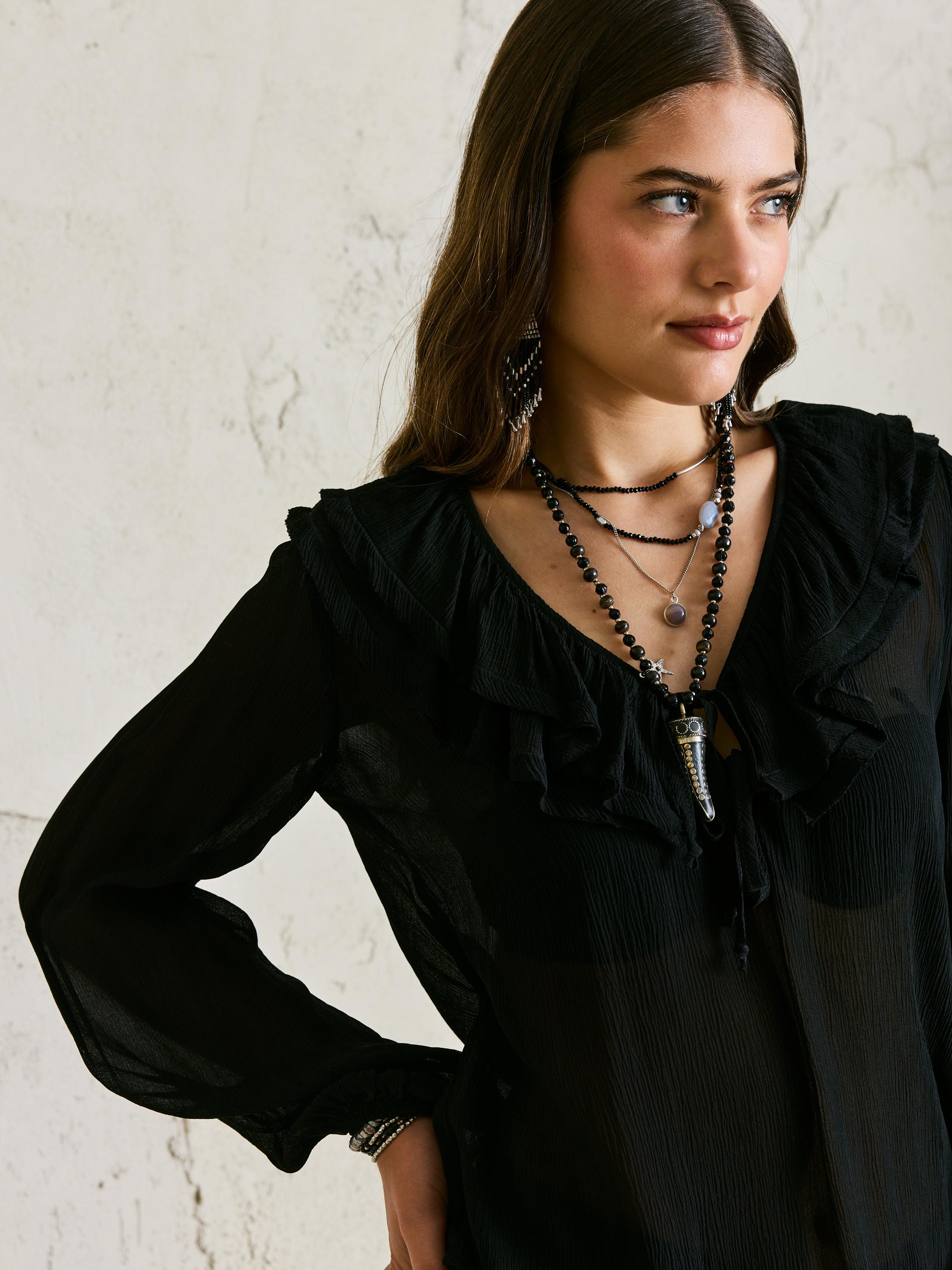 Blusa Volantes en Escote-2