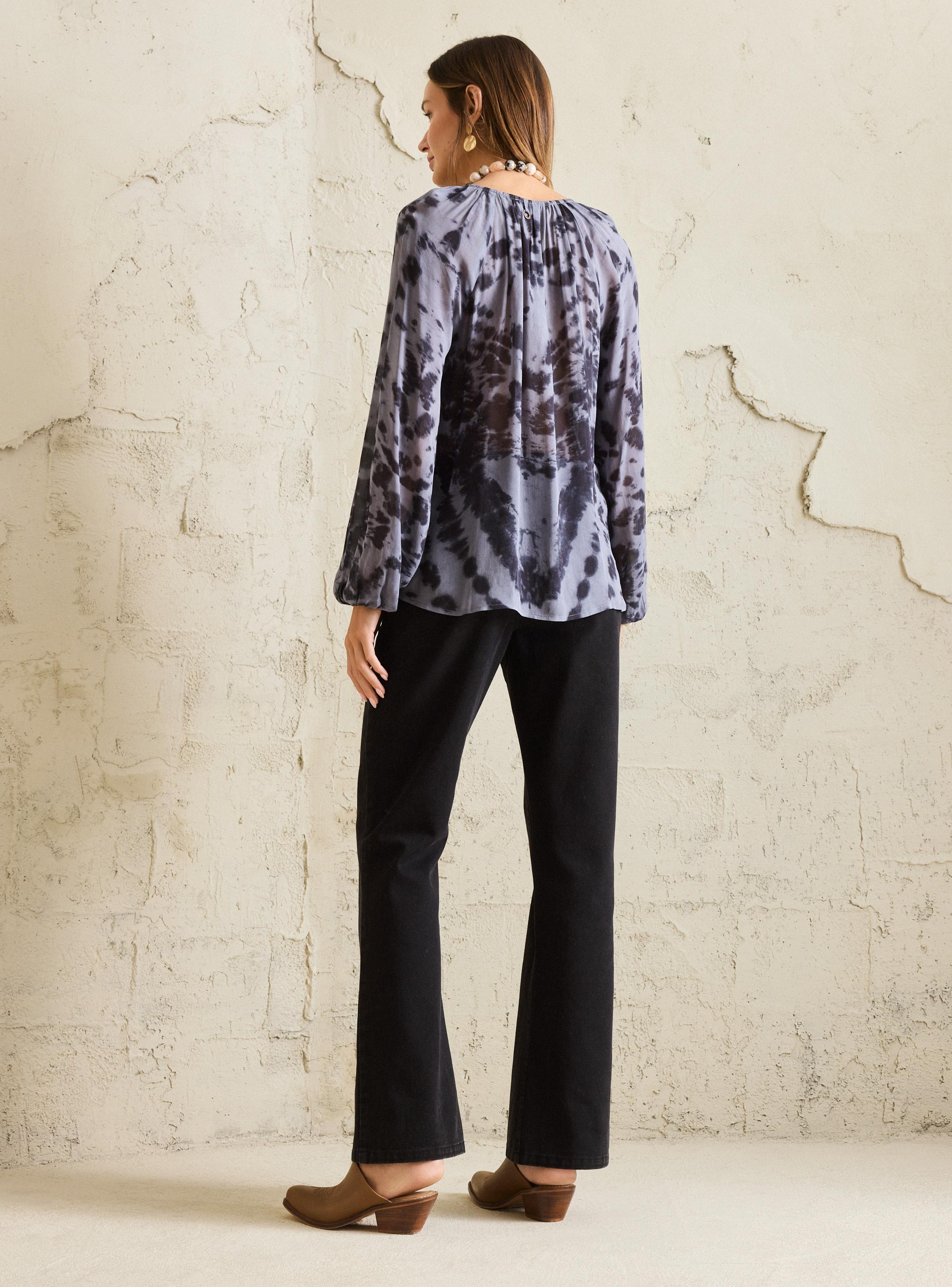 Blusa Puño Englobando la Manga-5