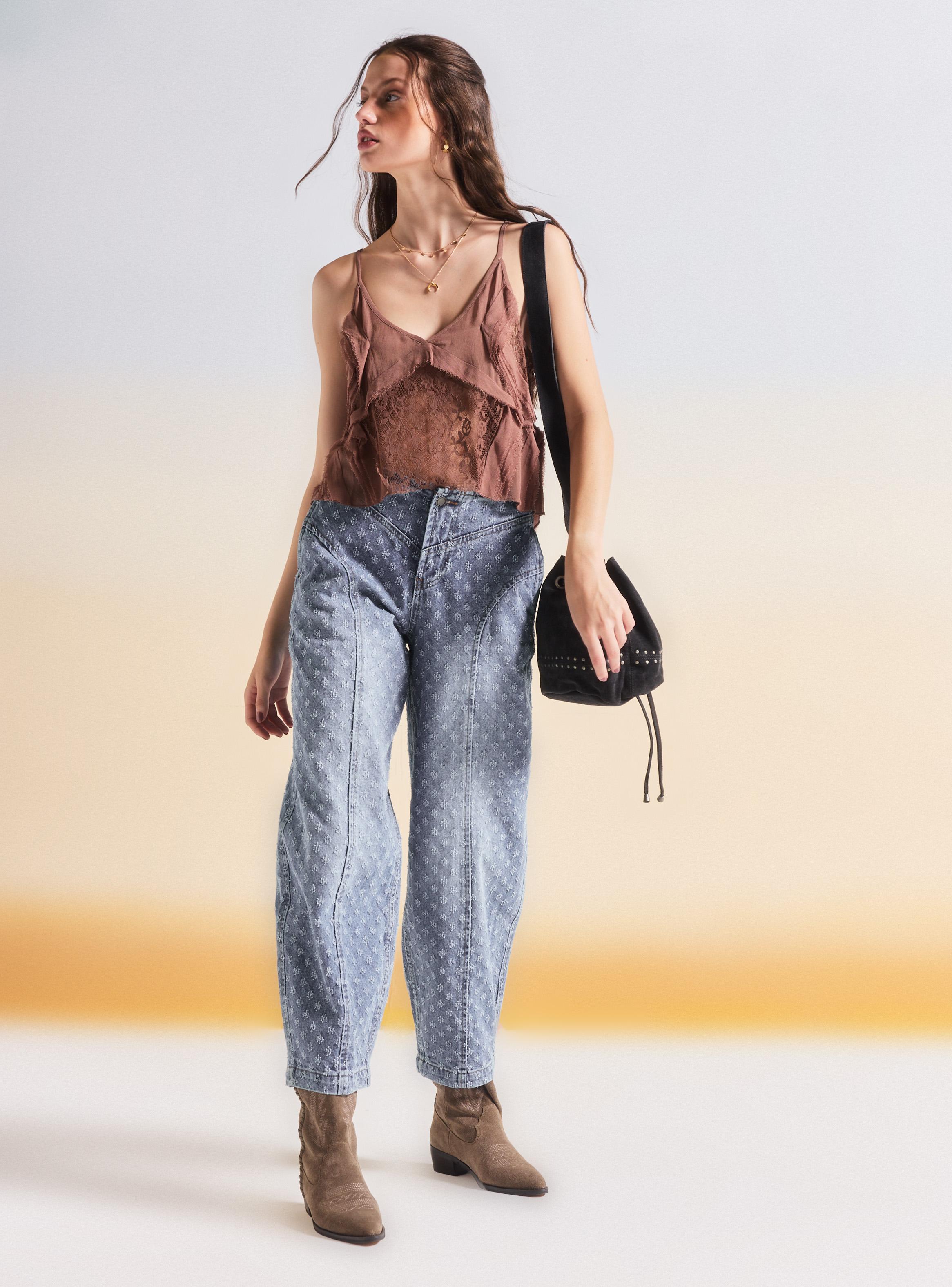 Blusa Look Seda con Capas y Encaje-4