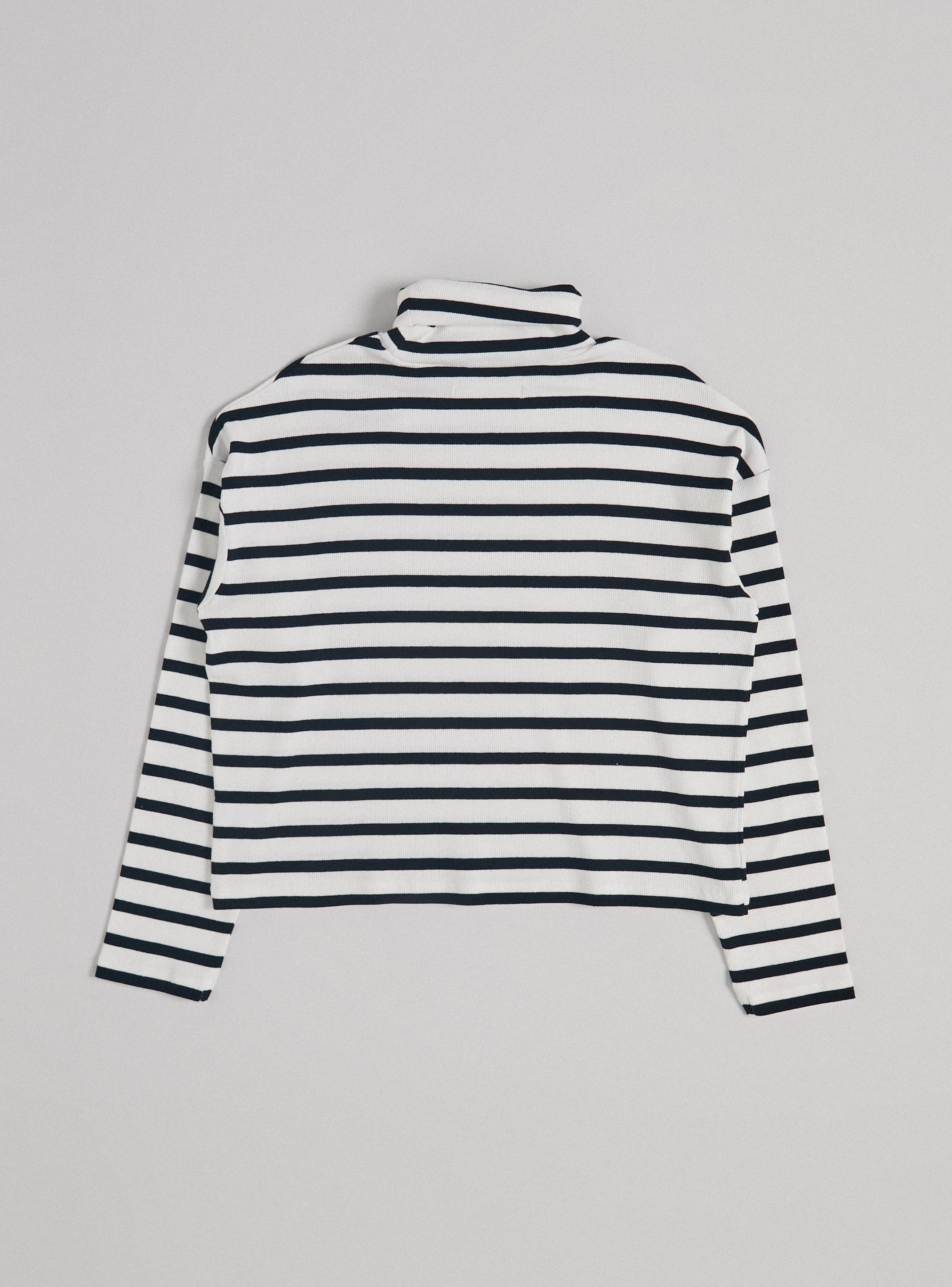 Polera Rayada Cuello Alto Niña-2