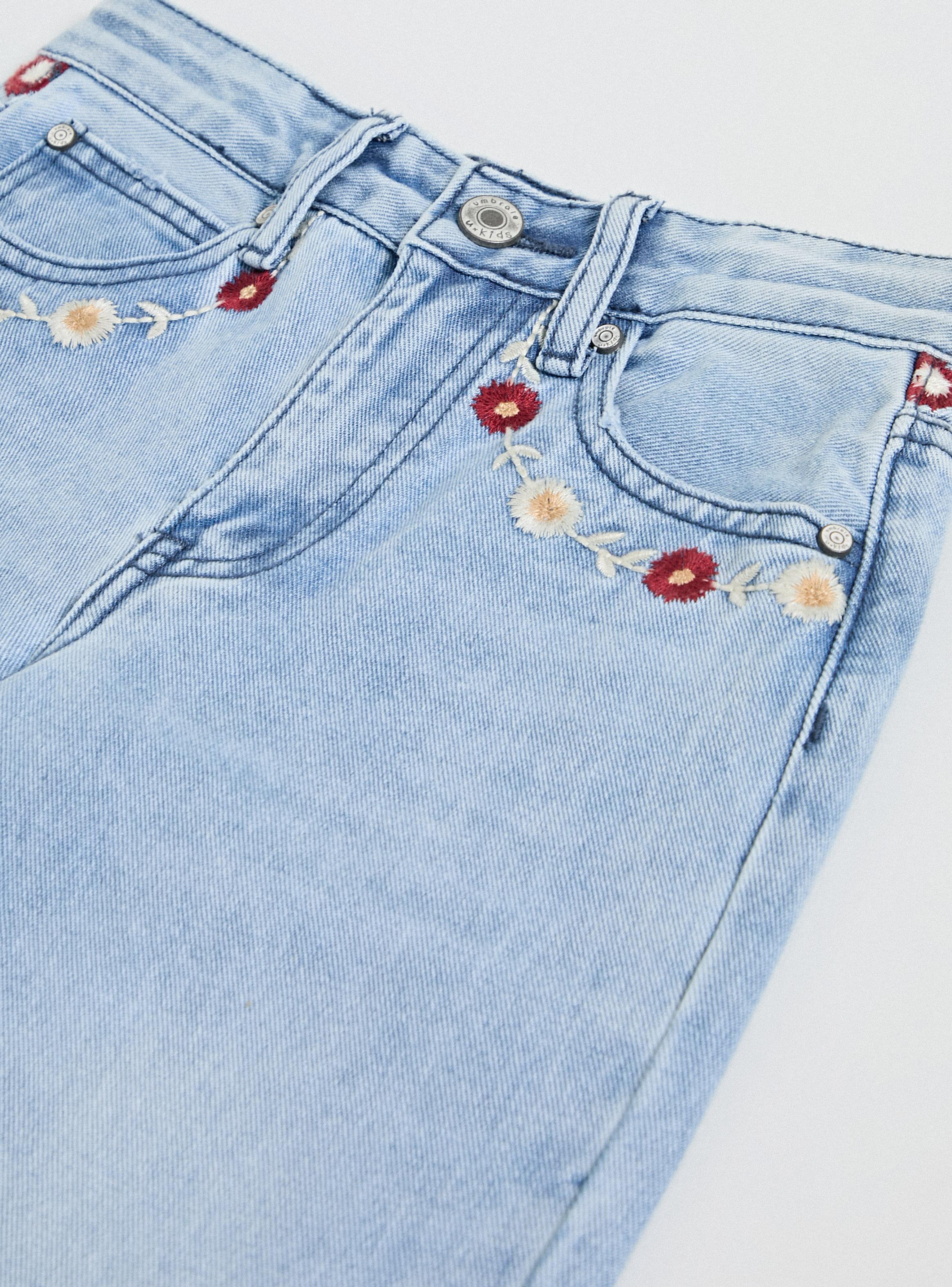 Jeans Wide Leg Bordado Floral Bolsillos y Pretina Trasera-3