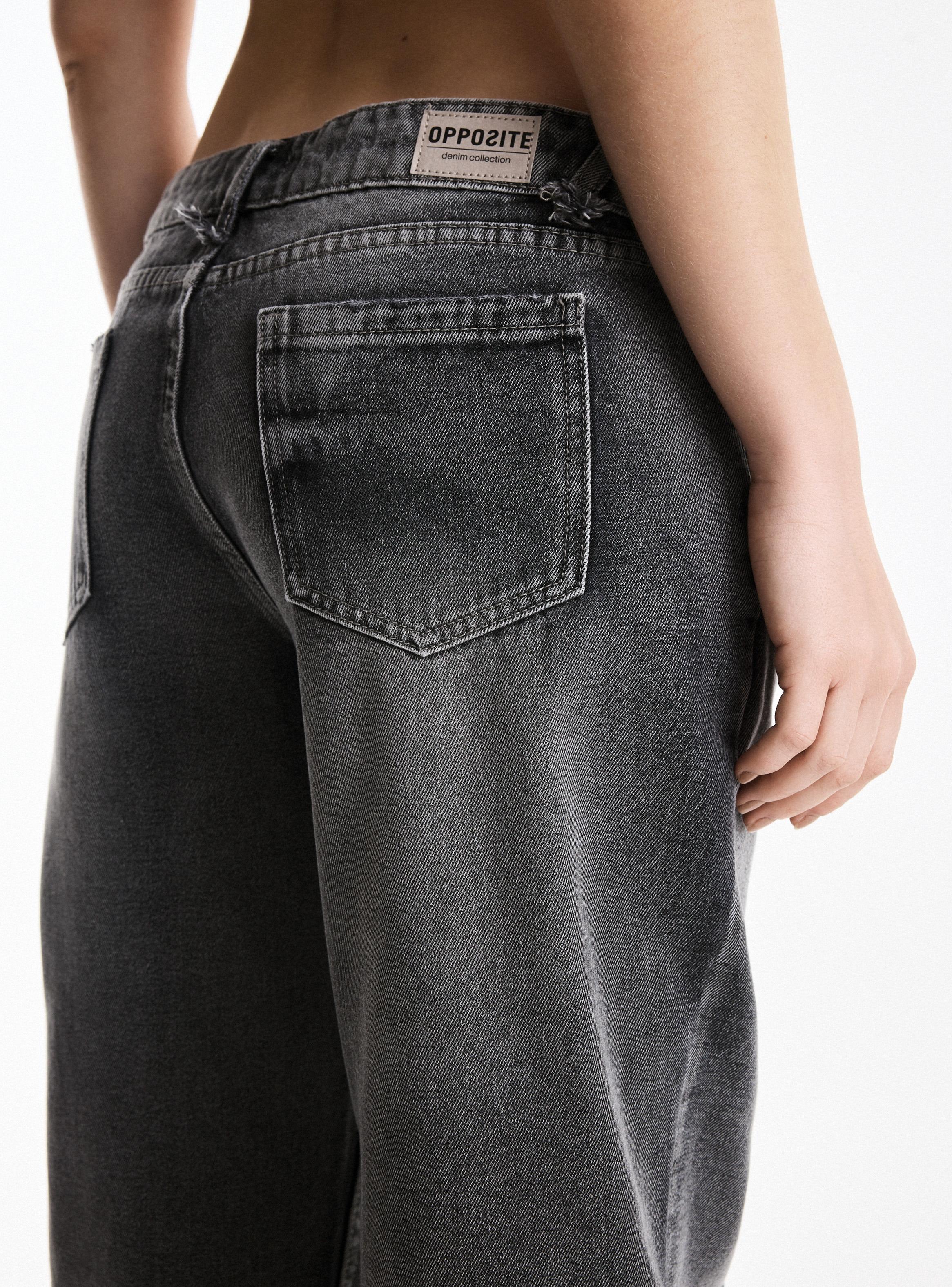 Jeans Pretina Pasada con 2 Botones-3