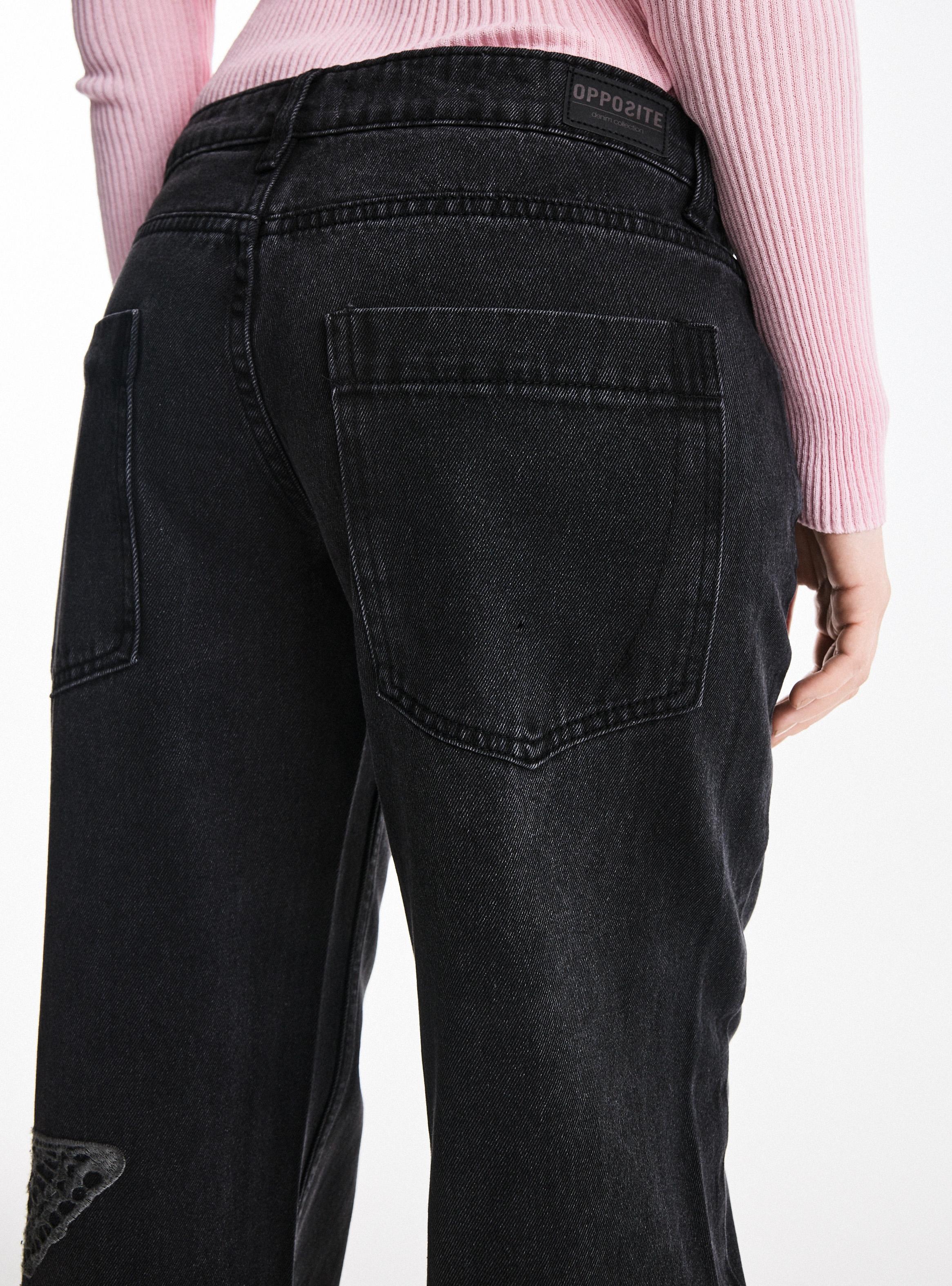 Jeans Tiro Bajo con Bordado-3