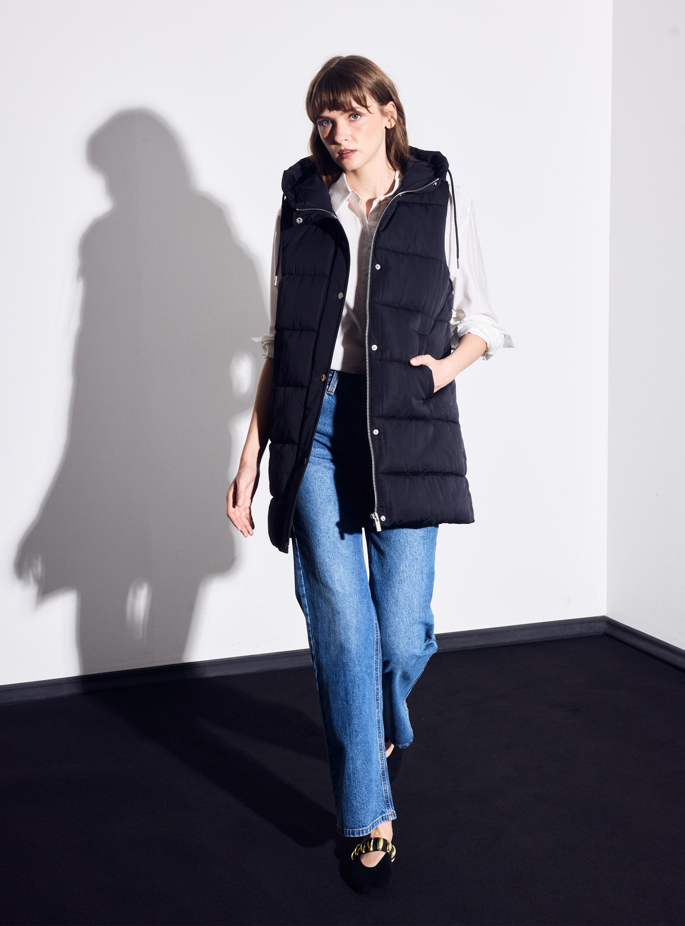 Parka sin Mangas Larga con Gorro-4