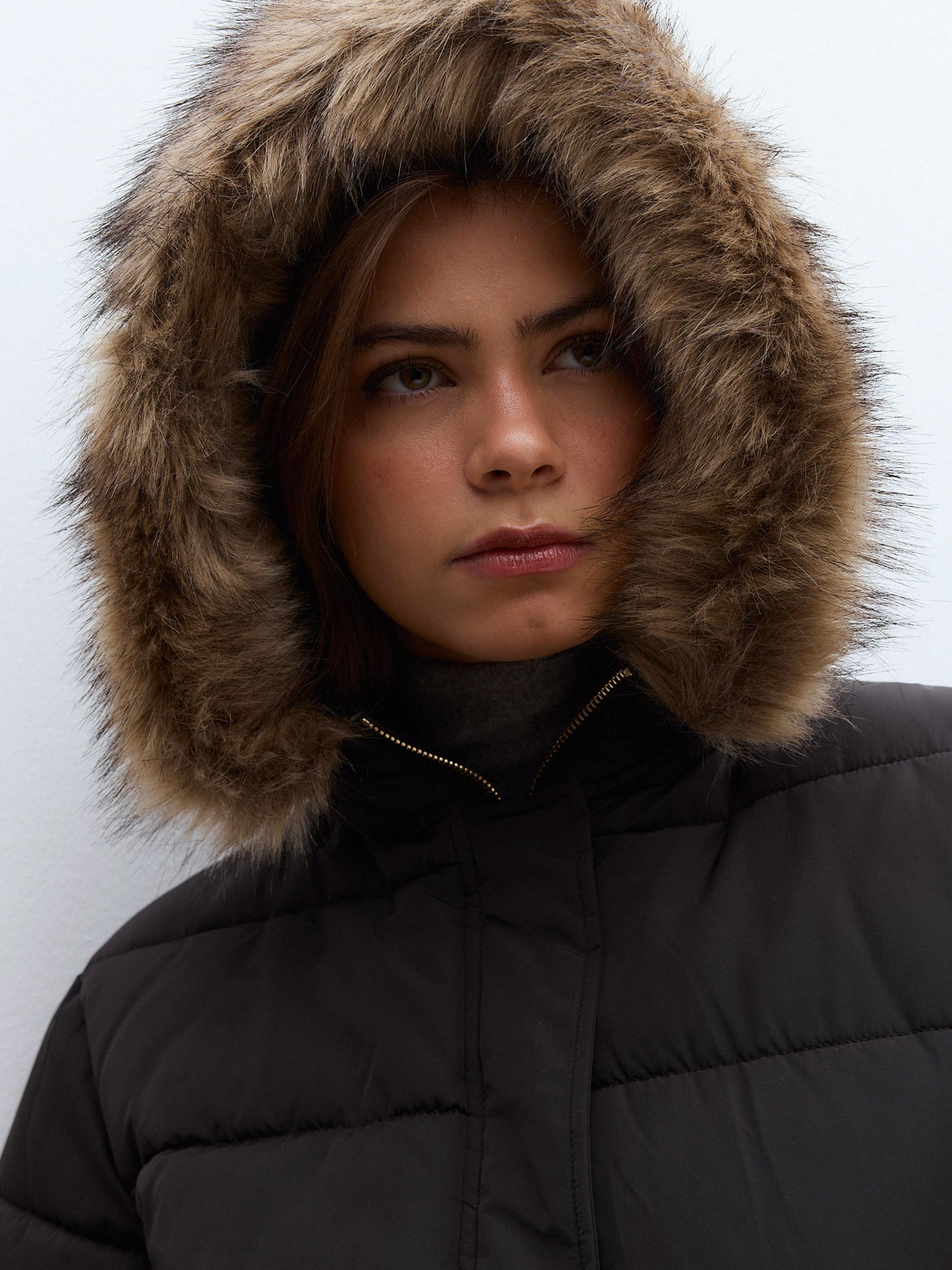 Parka Acolchada con Capucha y Piel-2