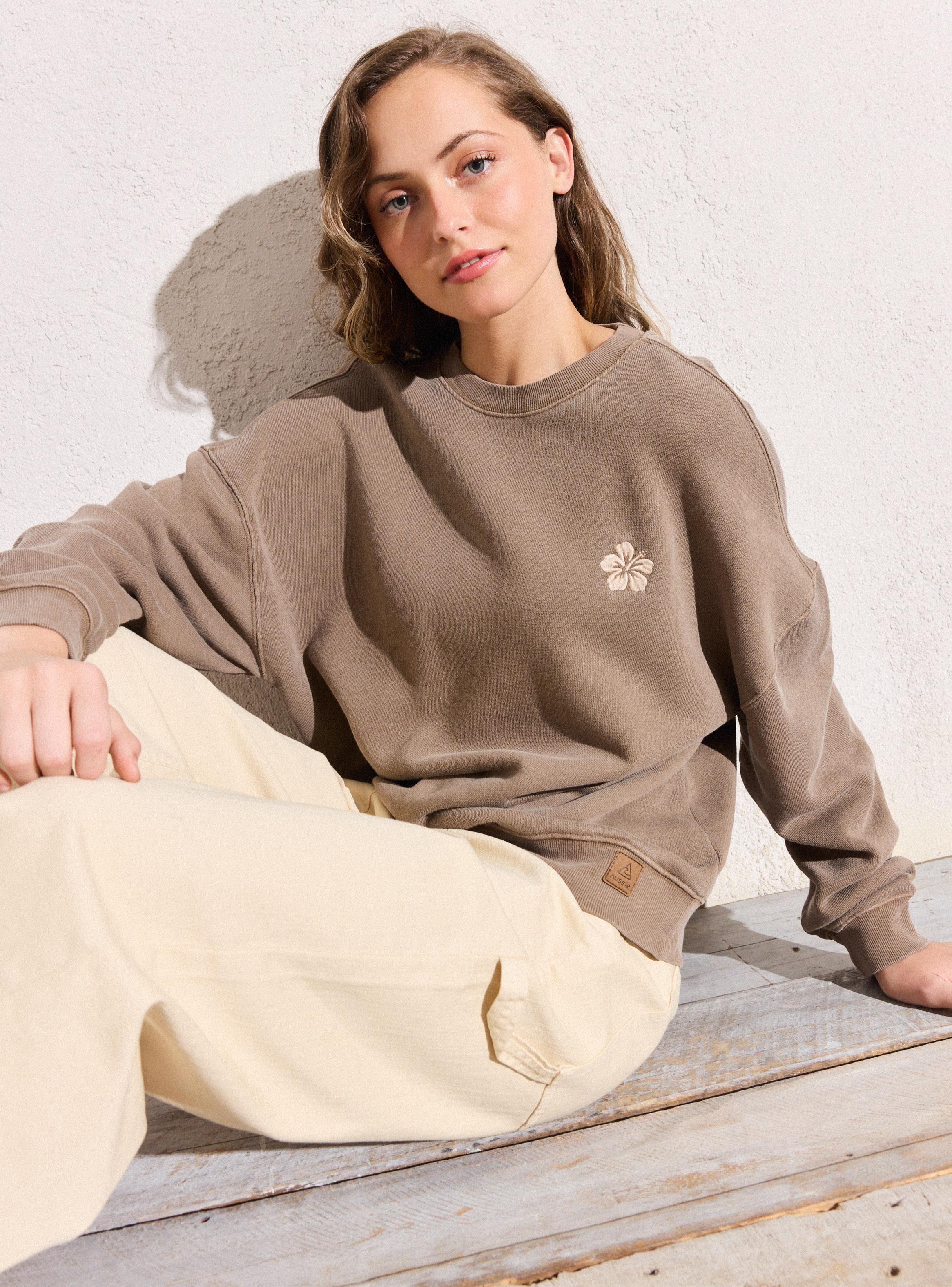 Polerón Bordado en Pecho-3