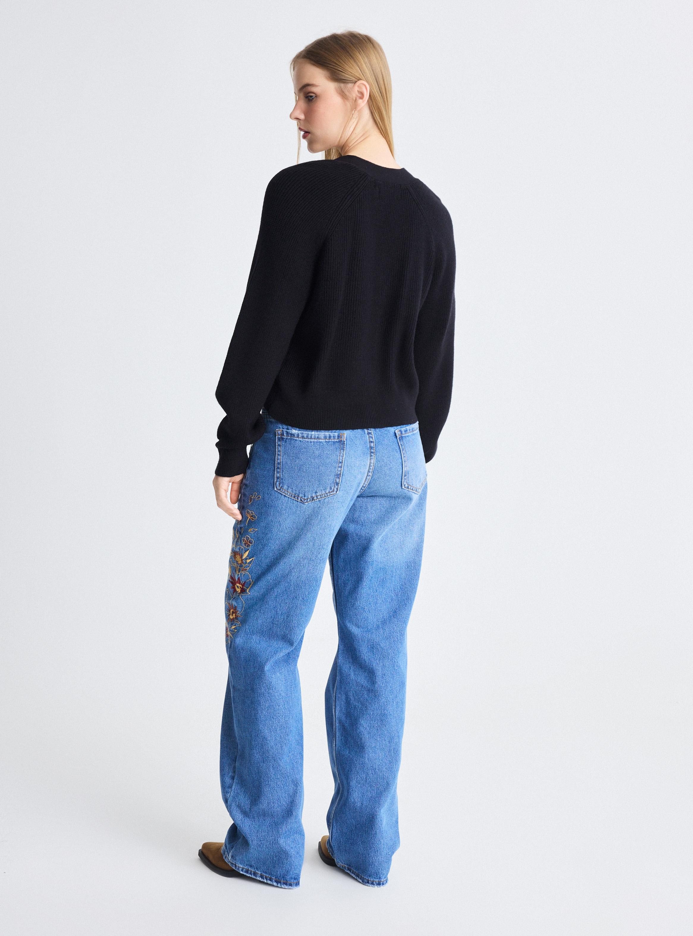 Chaleco Tejido Estampado con Rayas-5