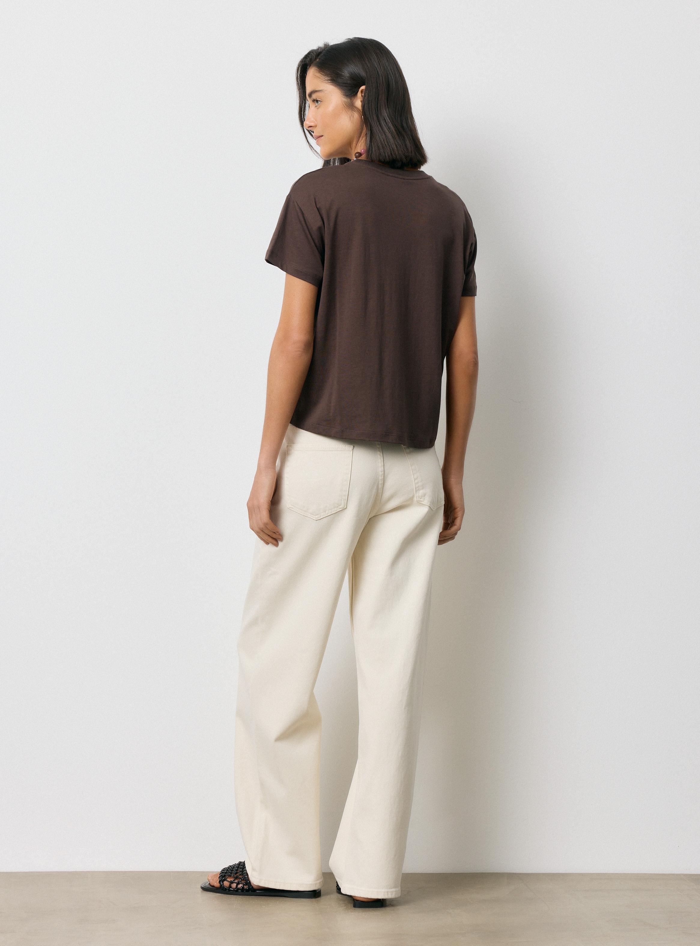 Polera Cuello Redondo Mezcla de Algodón y Lyocell-5