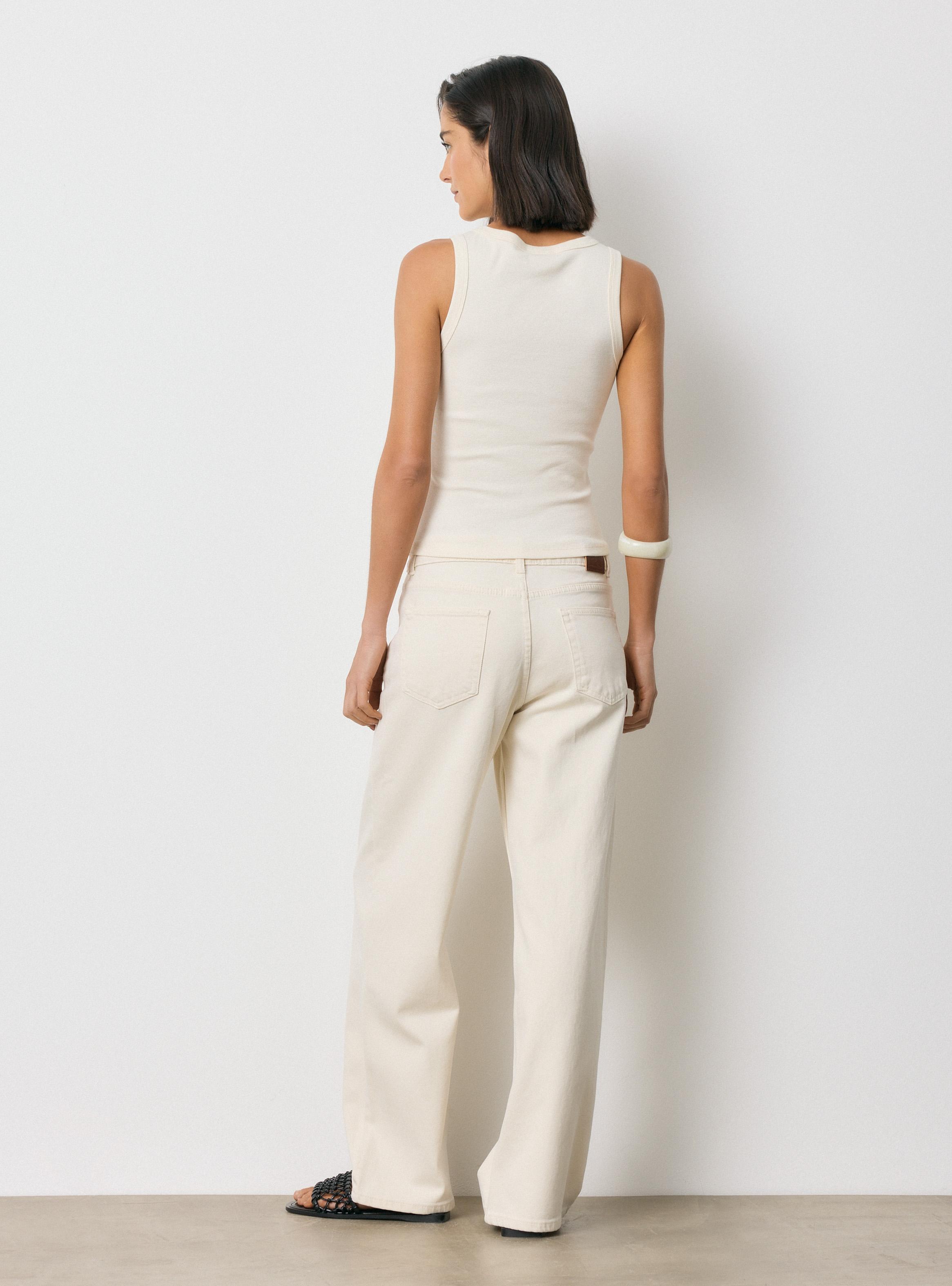 Polera con Botones de Carey y Tela Acanalada-5