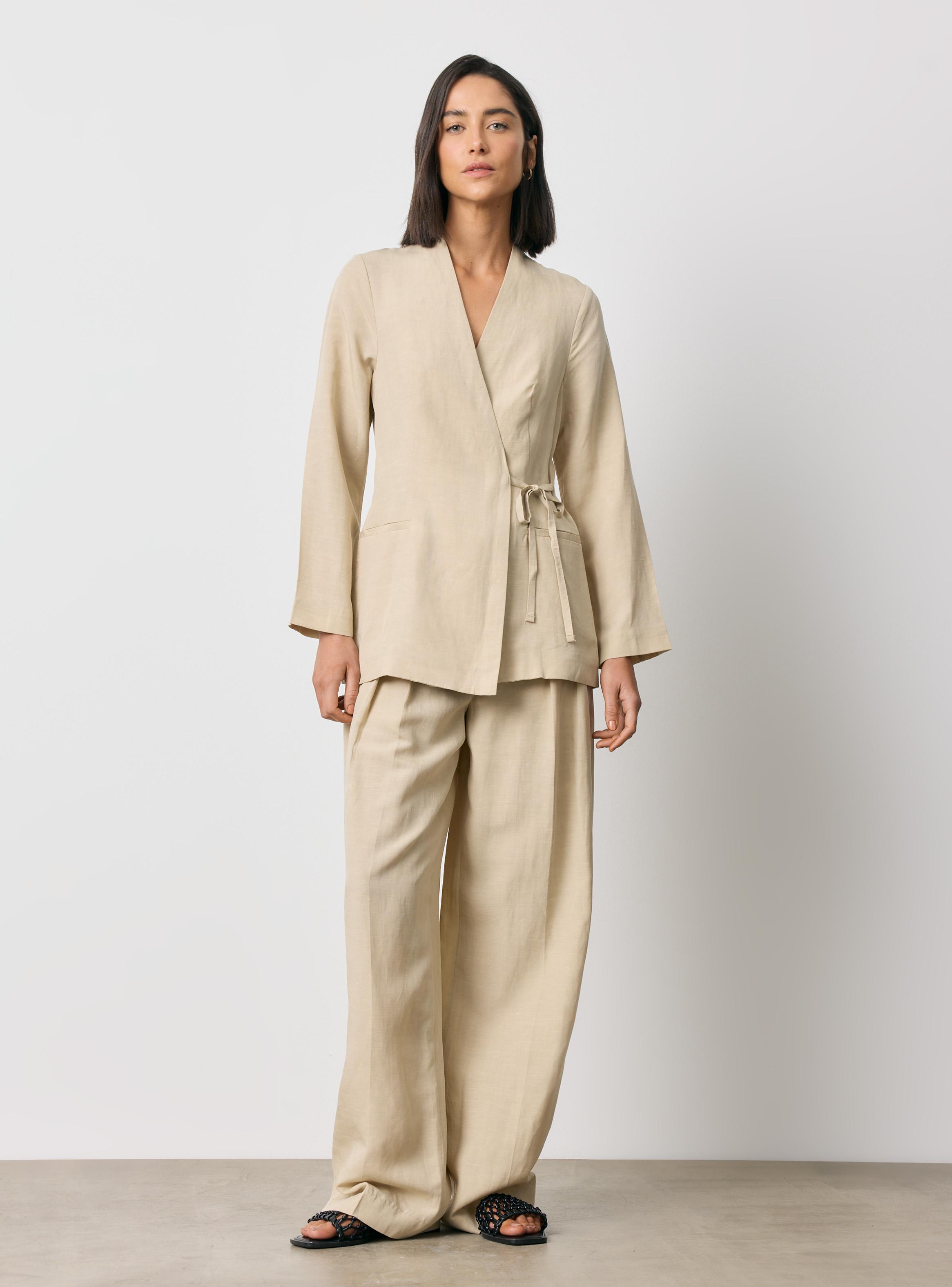Blazer con Amarra en la Cintura Tela Mezcla Lyocell Lino-4