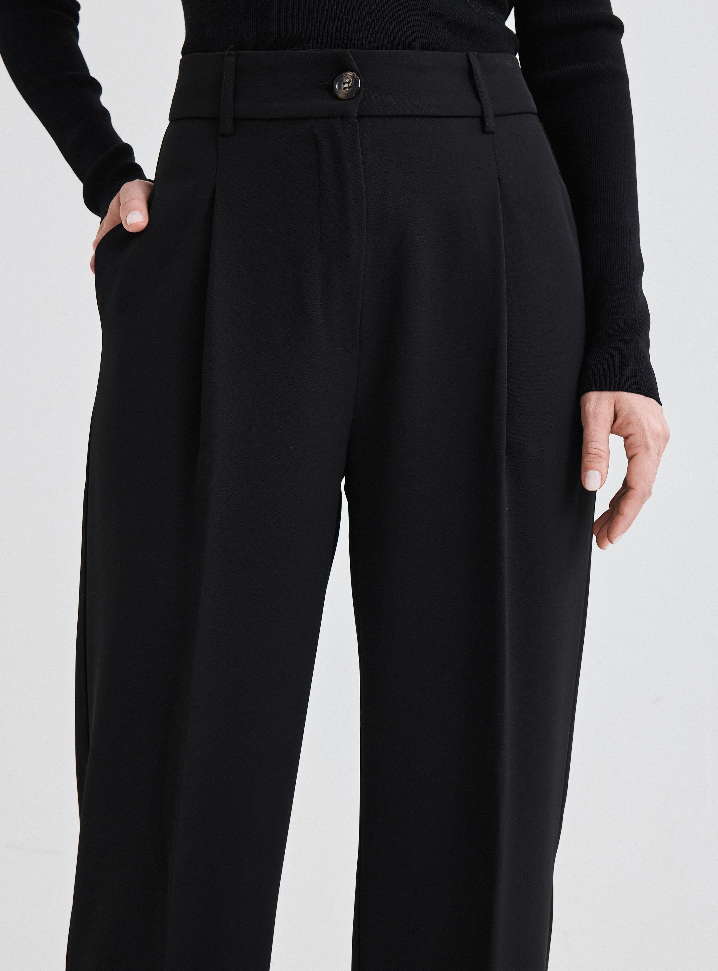 Pantalón Italiano en Crepé con Pinzas-2