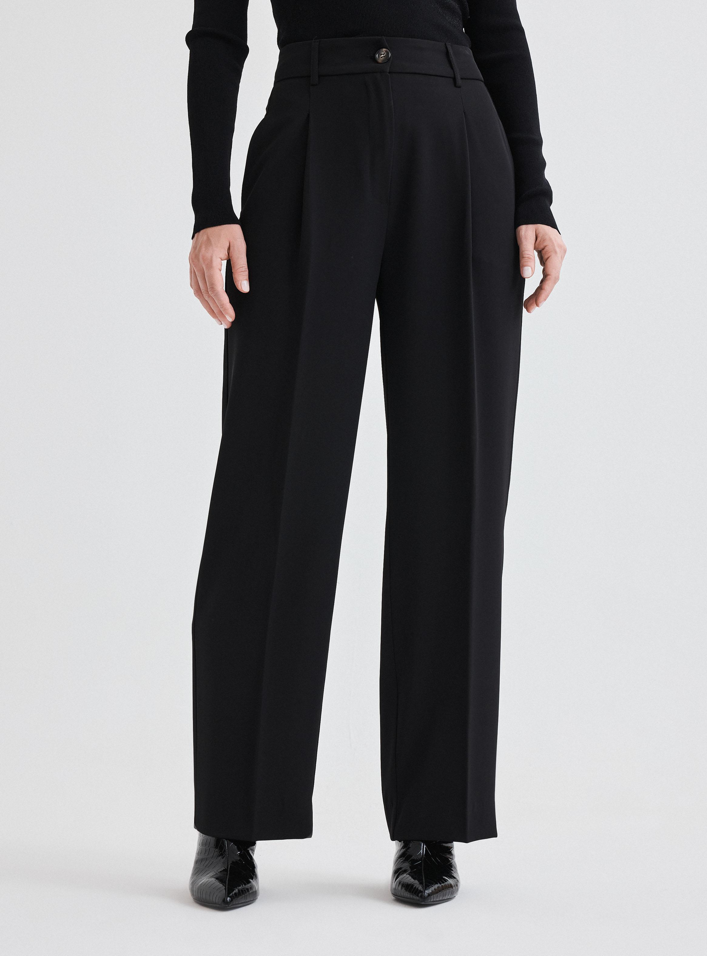 Pantalón Italiano en Crepé con Pinzas-0