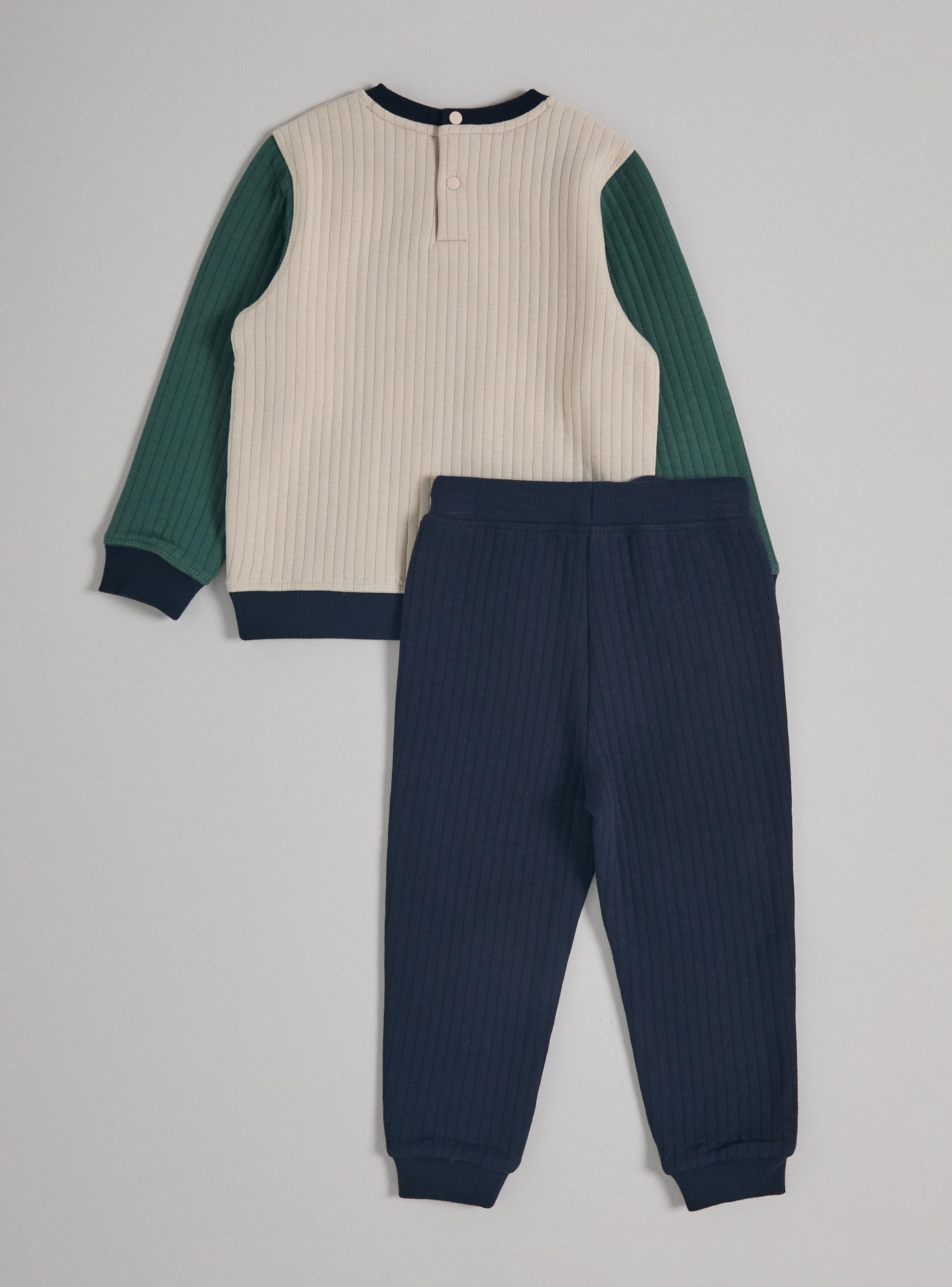 Buzo Bordado Central-2