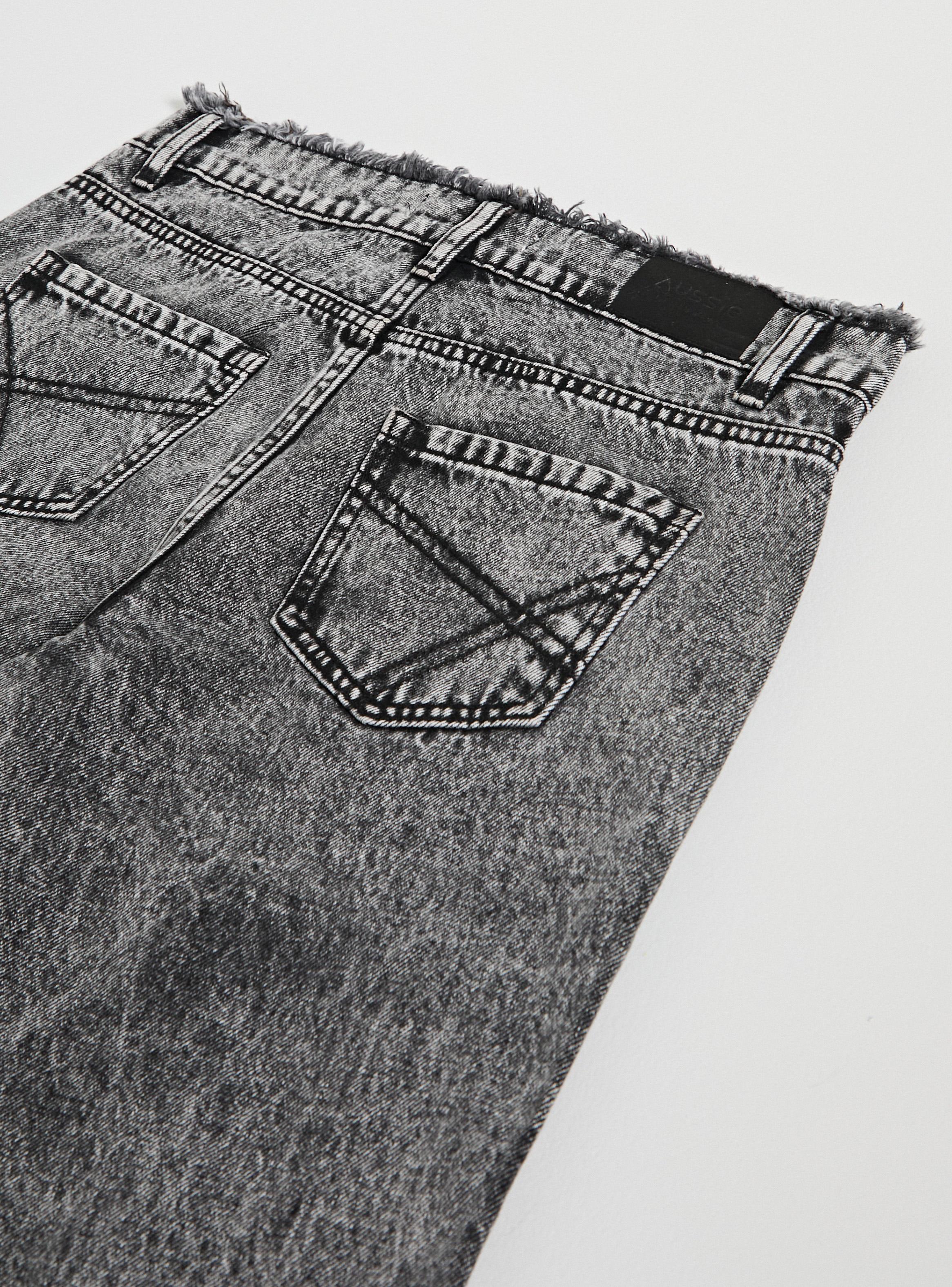 Jeans Bolsillo Cargo con Deflecado-2