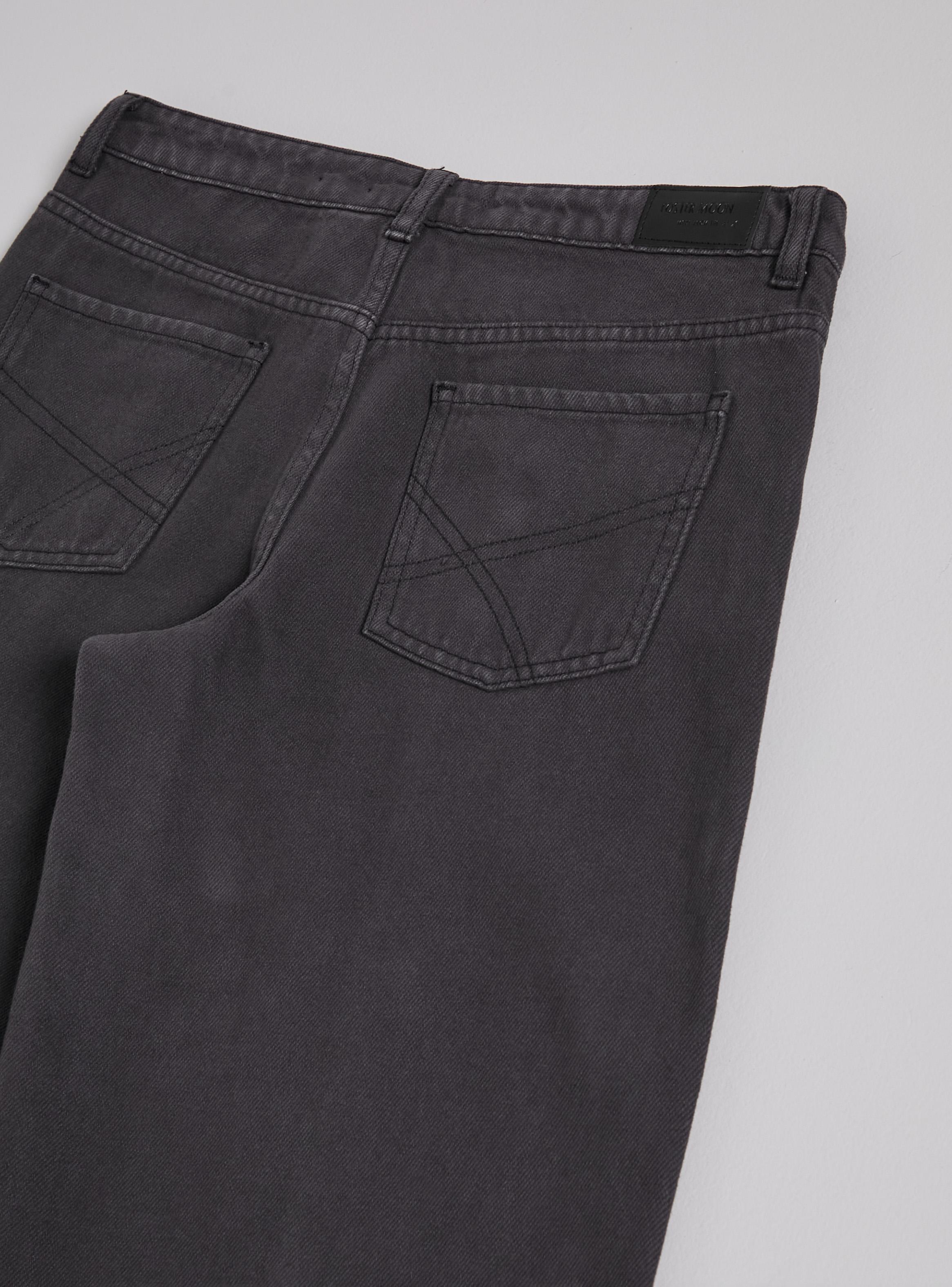 Pantalón Tachas Estrellas Corte Frontal-2