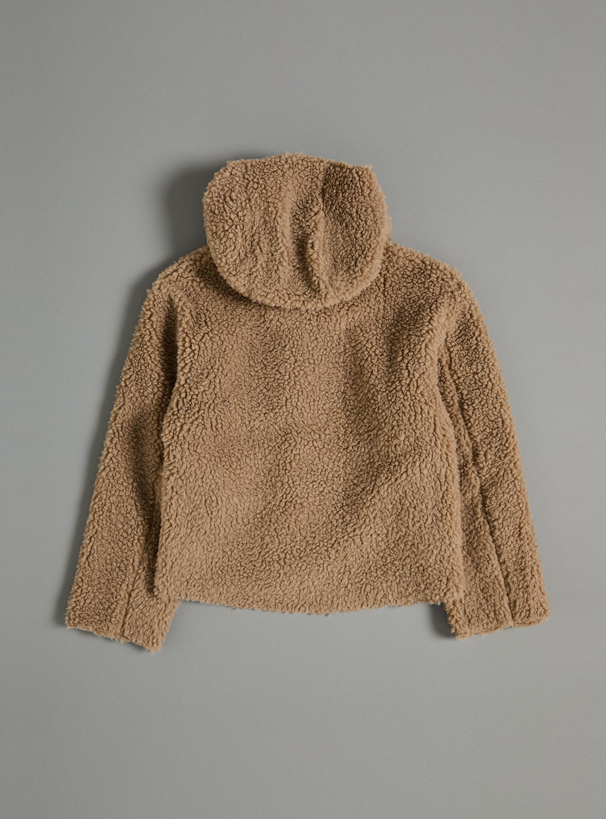 Abrigo Corderito con Botones Montgomery-2