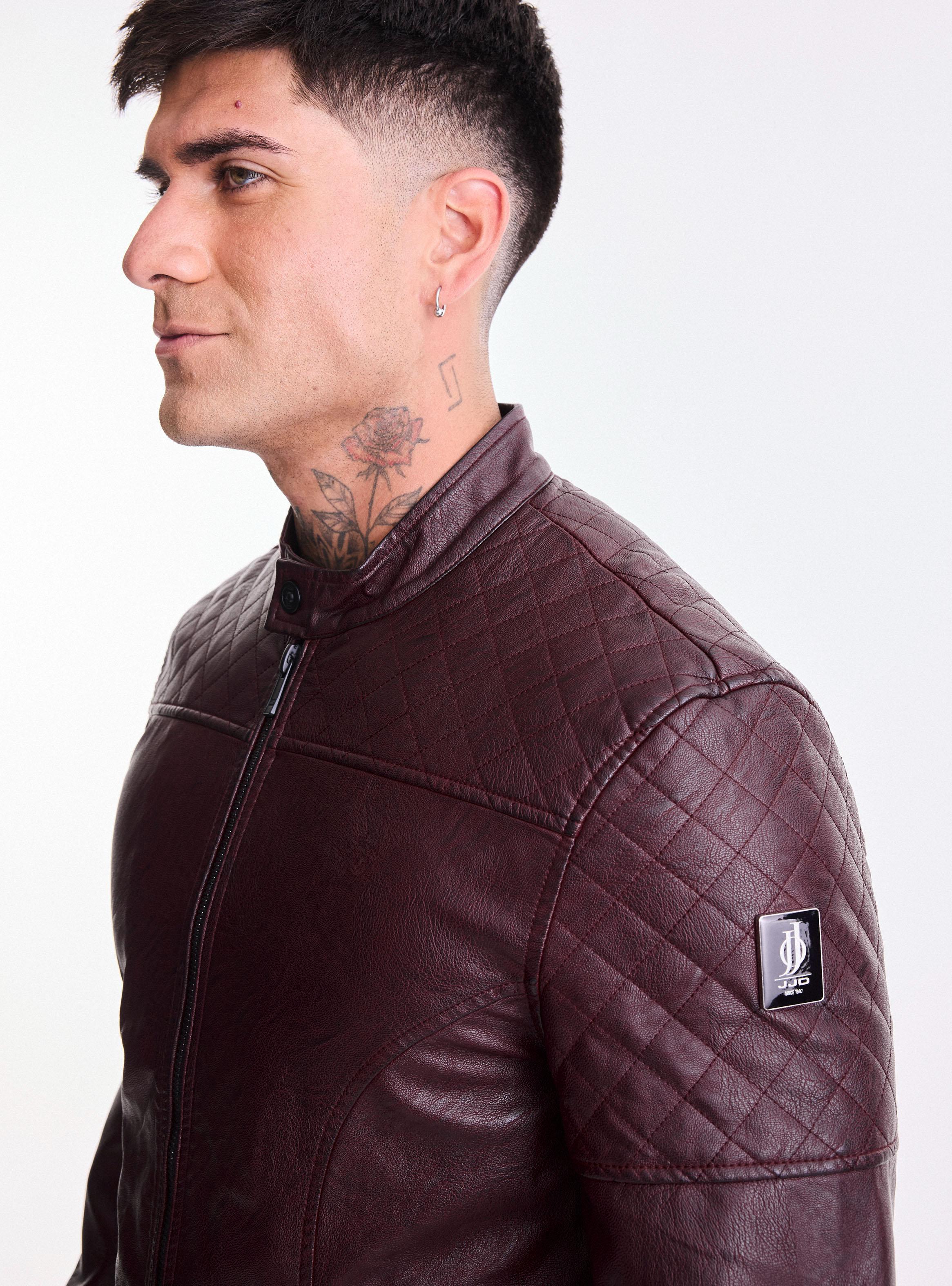 Chaqueta Ecocuero Biker Detalles en Hombros-3