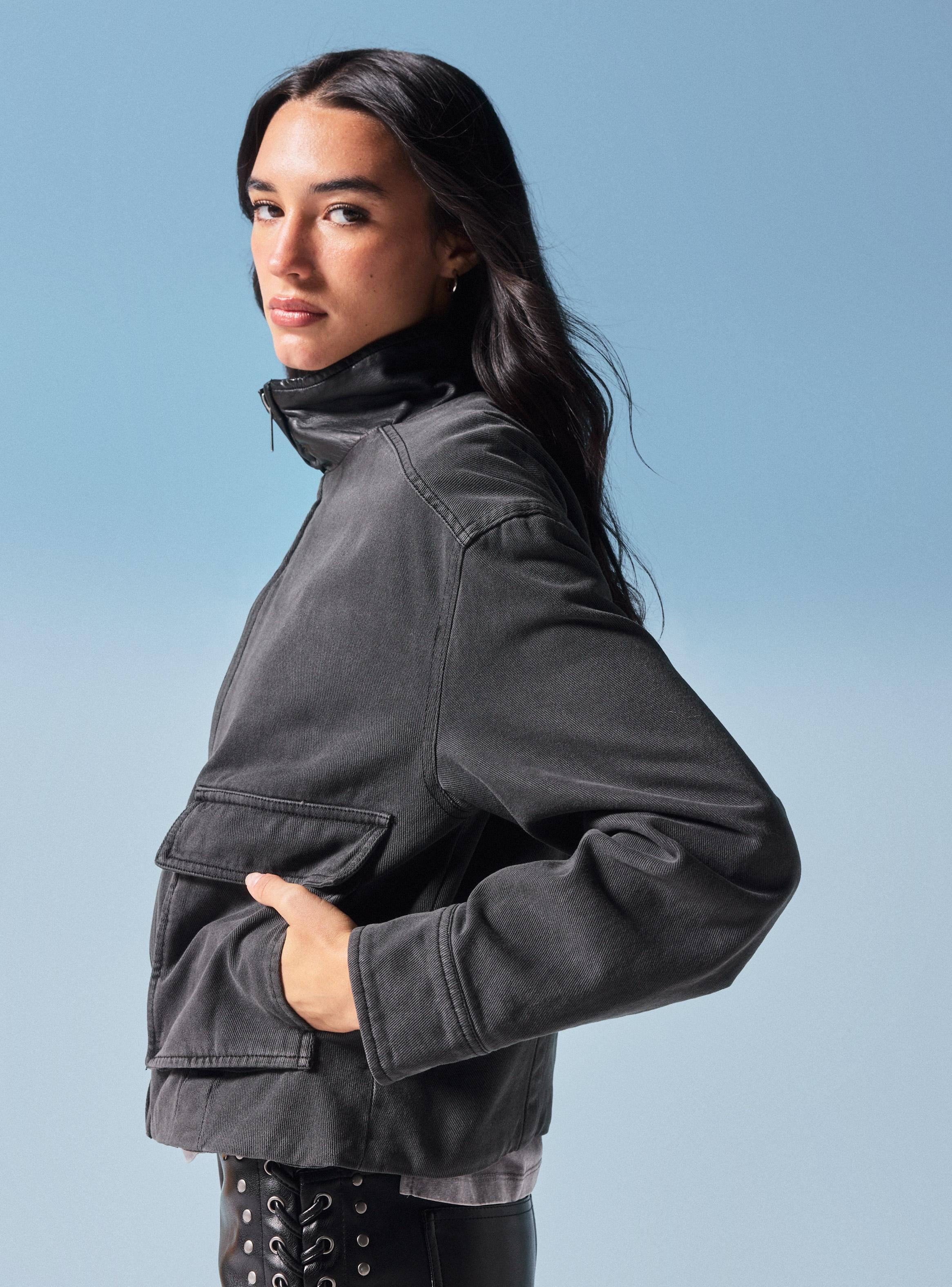 Chaqueta Dos Bolsillos Cierre-2