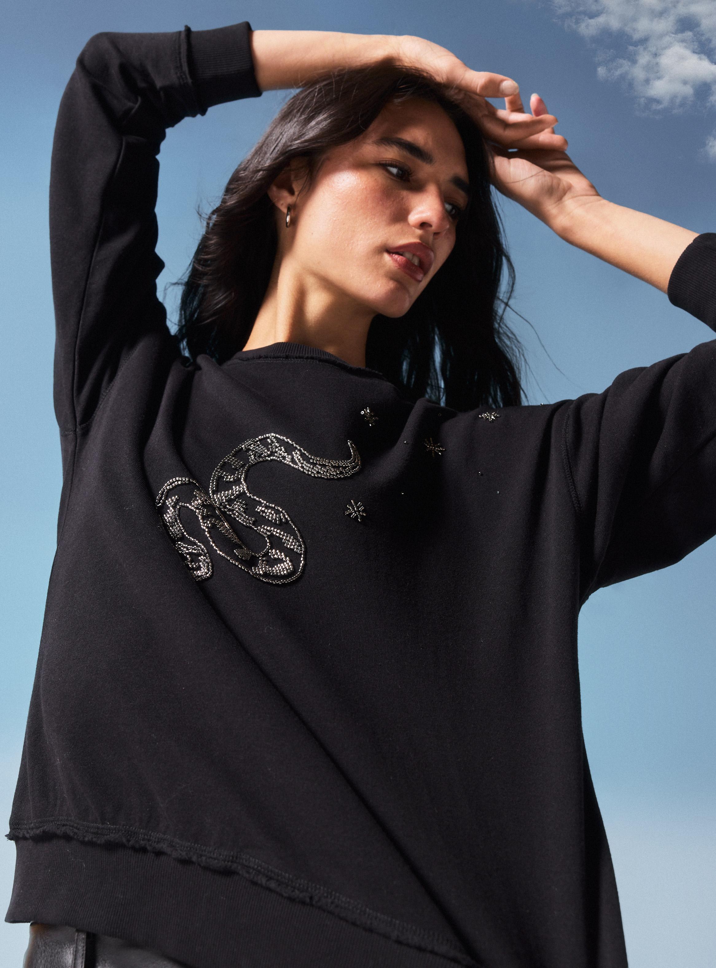 Polerón Bordado Color-2