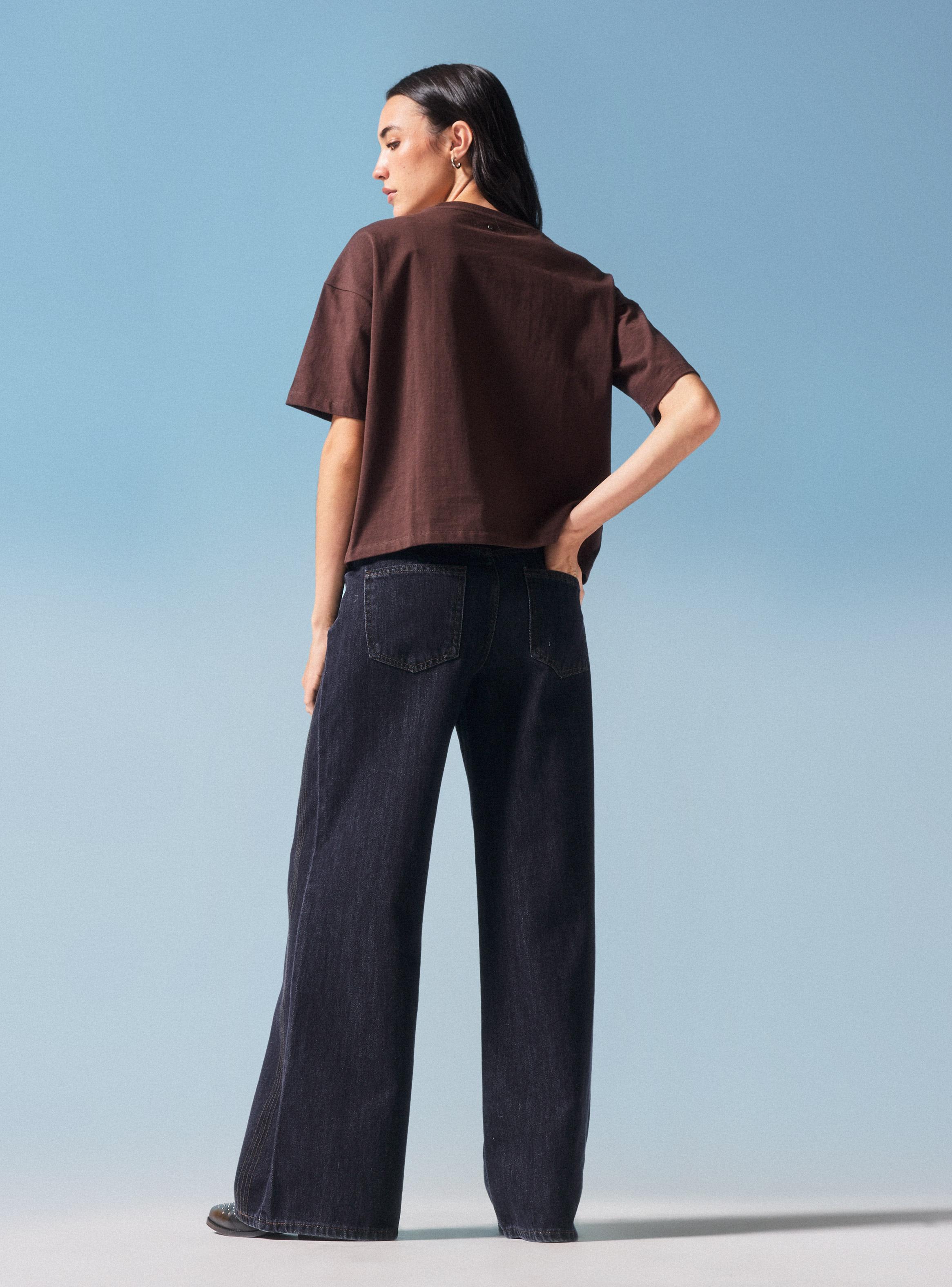 Polera Boxy Fit Bordado-5