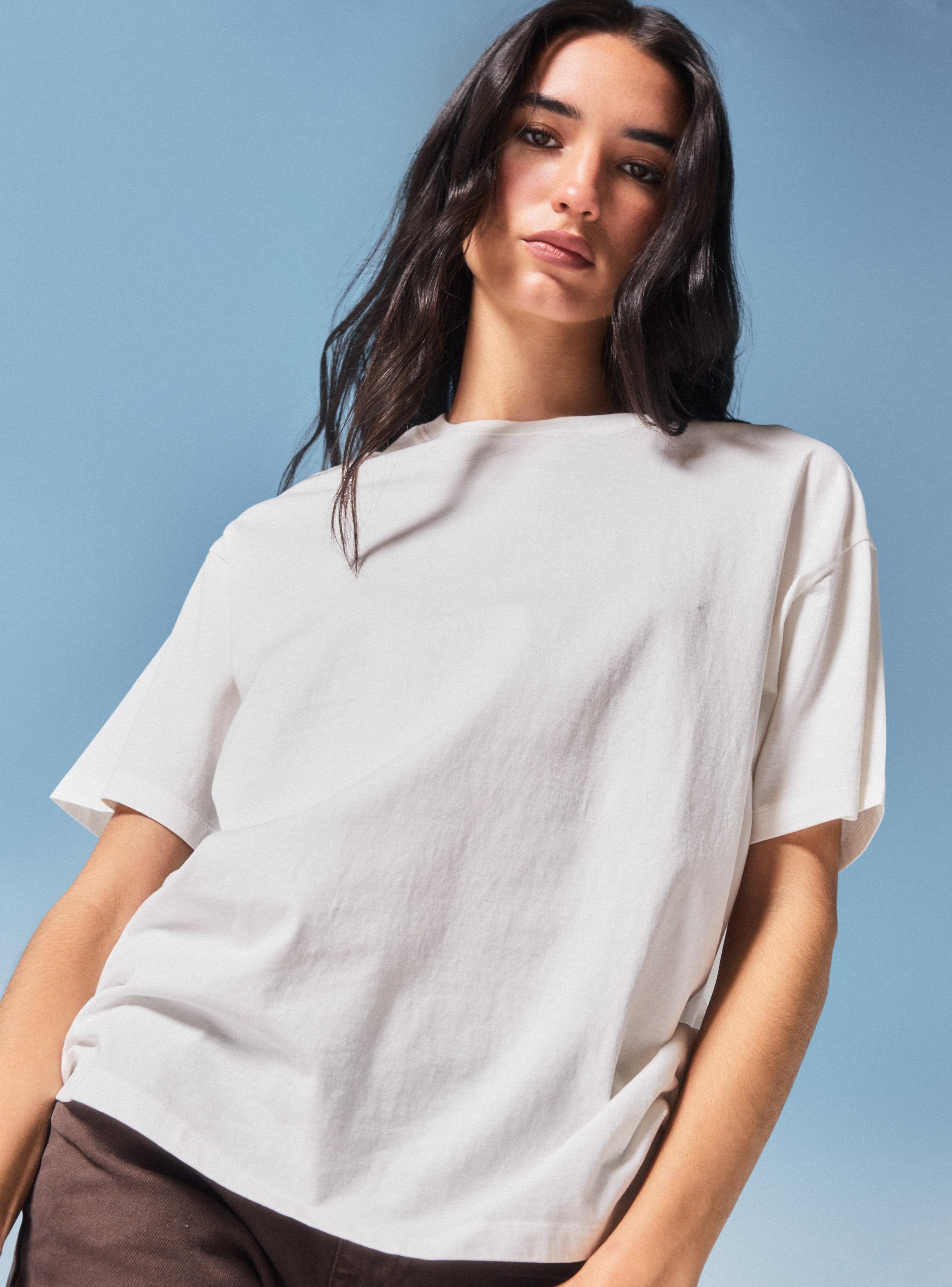 Polera Oversize Estampado Básica-2